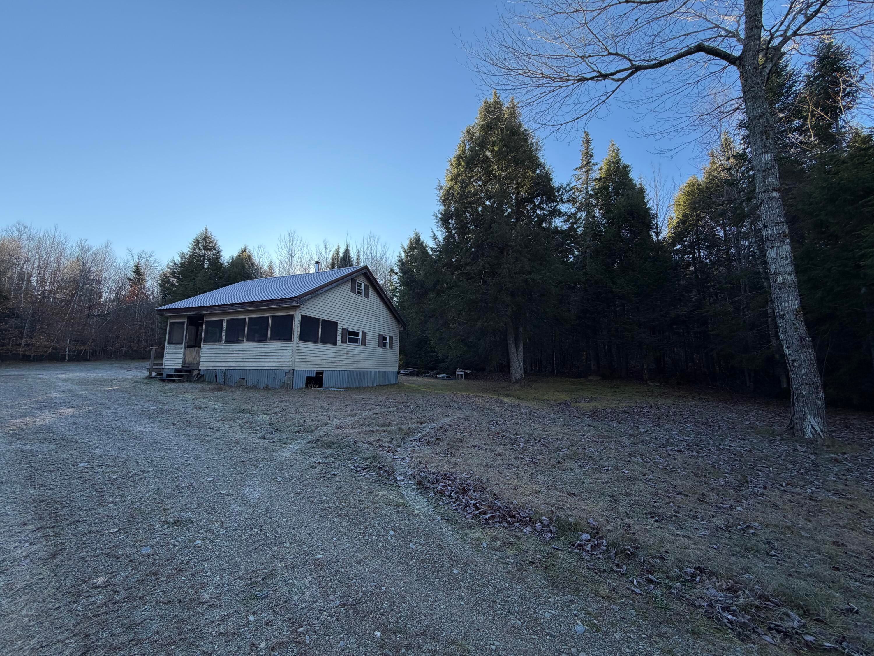 2304 Maxwell Road — photo