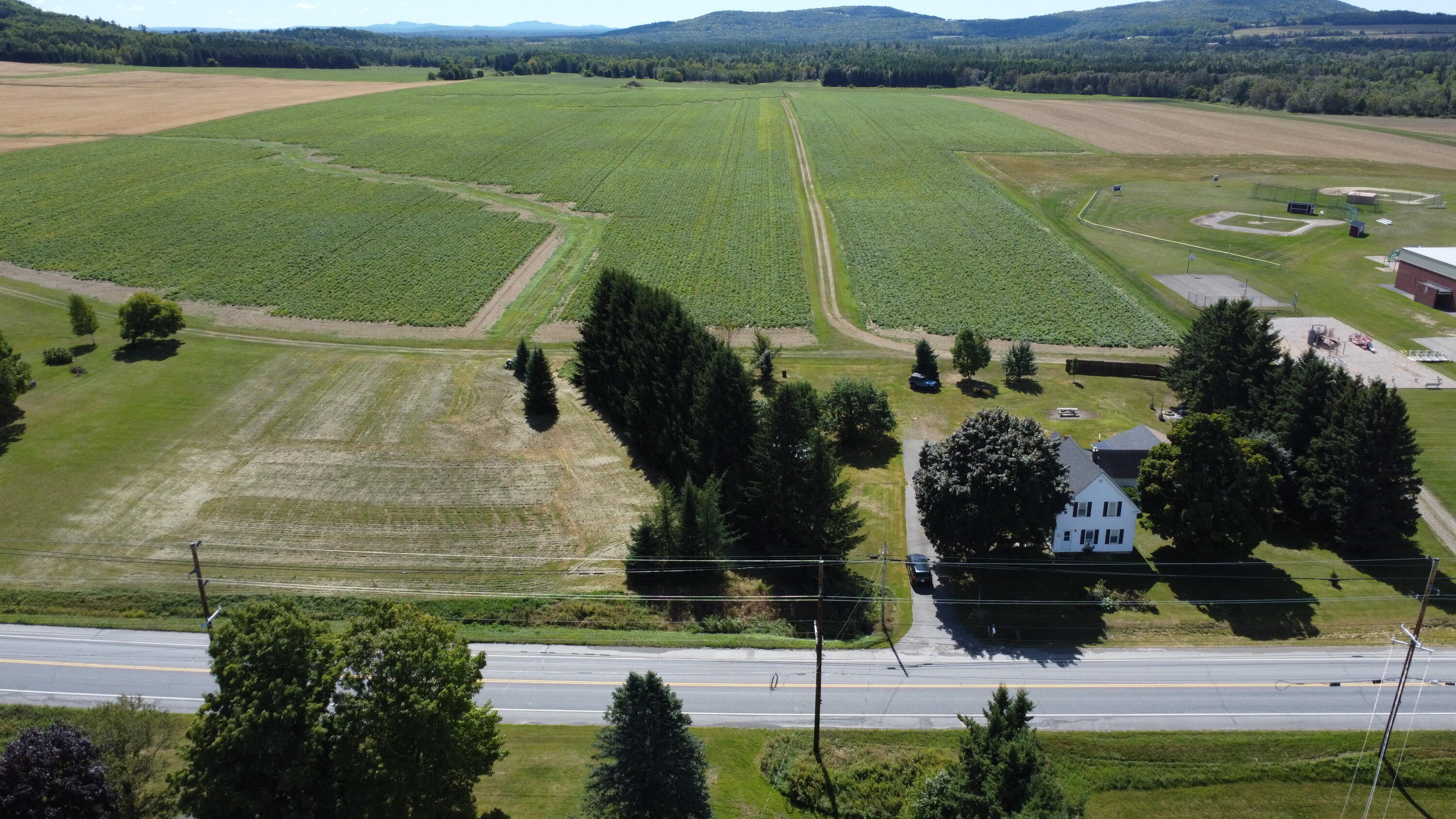 1616 Main Street, Mapleton, ME 04757 — photo 2
