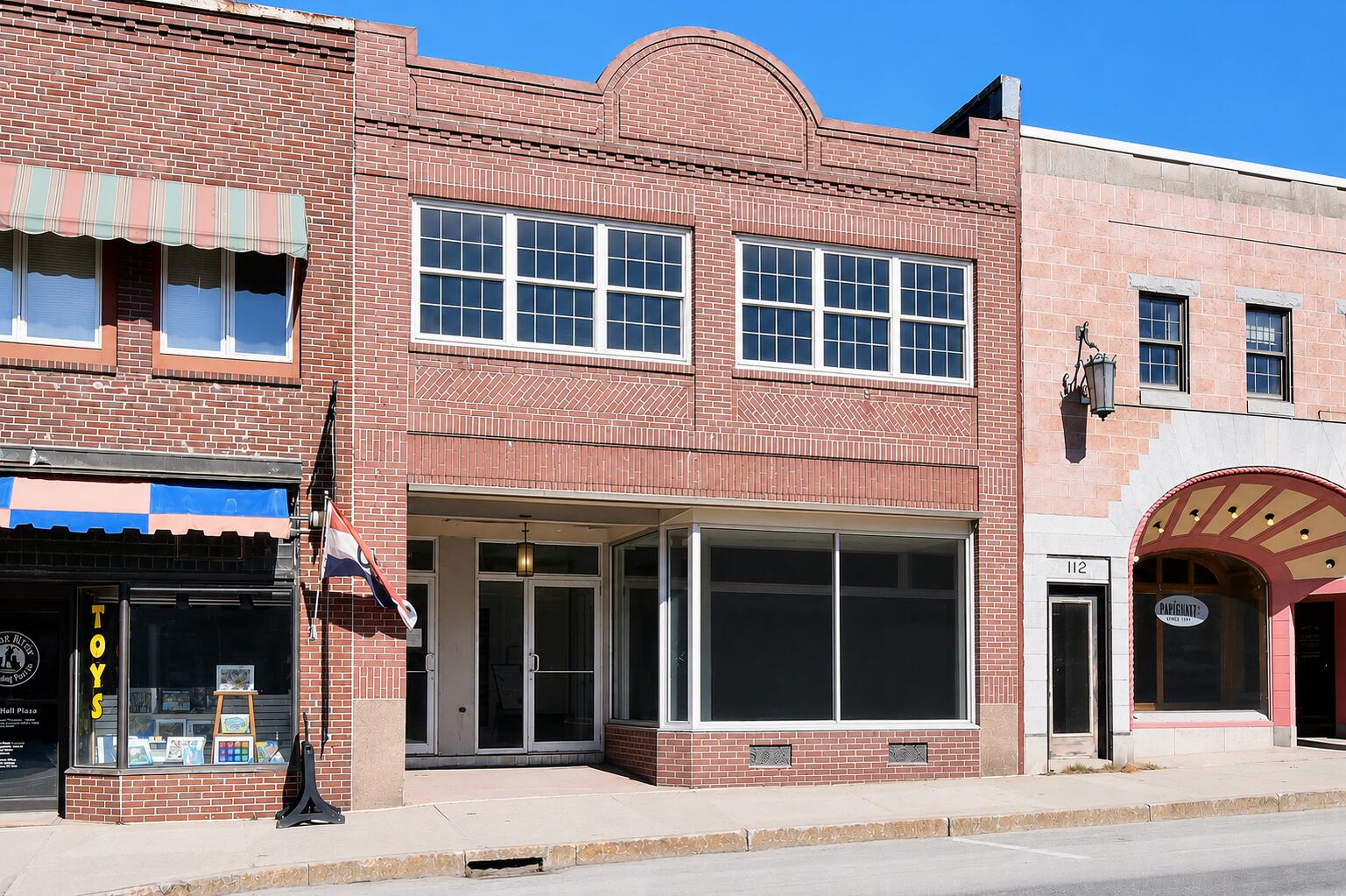 108 Main Street — photo