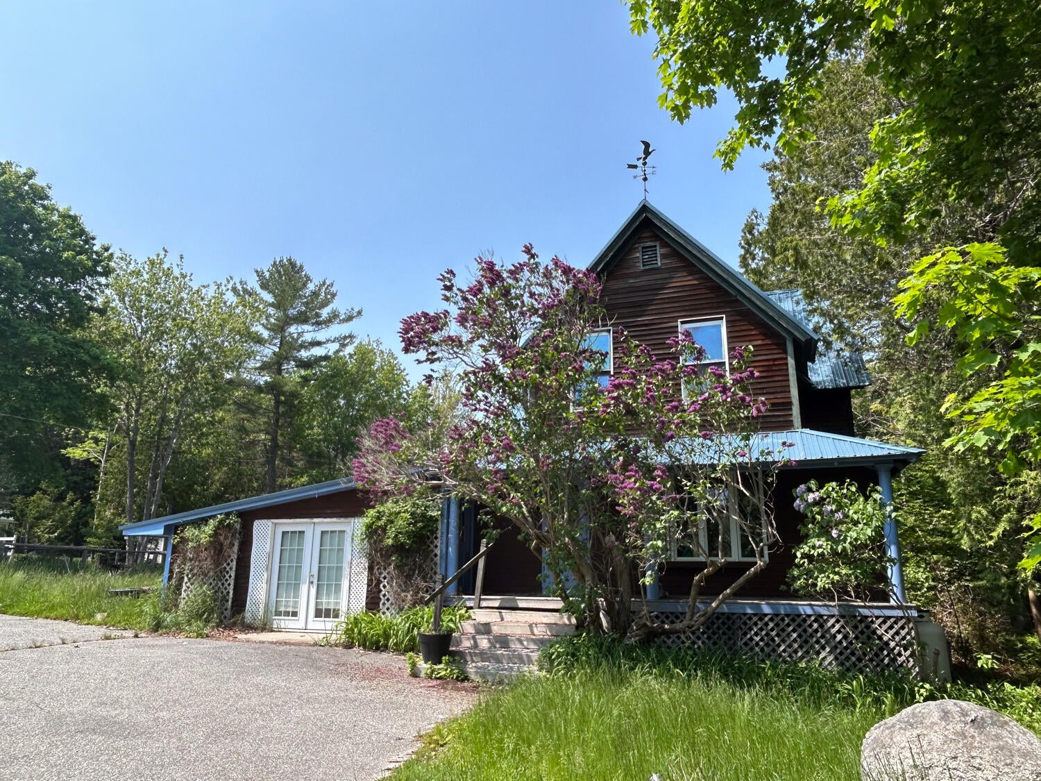 20 Wesley Avenue — photo