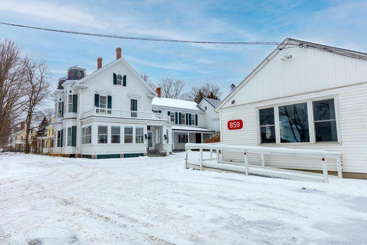 859 W Main Street — photo