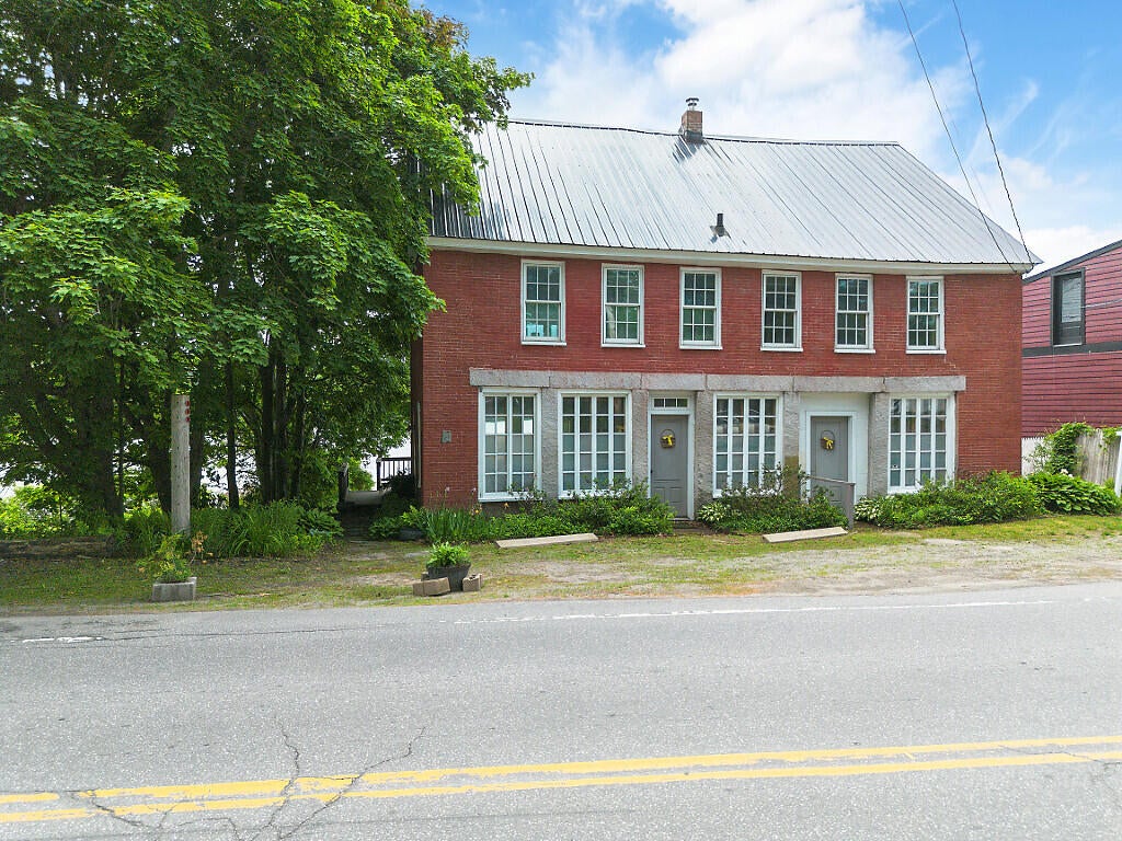 14 Main Street — photo