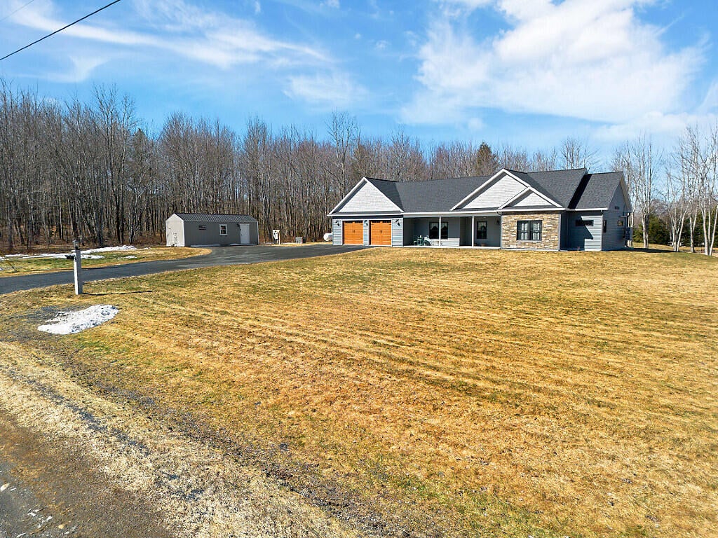 25 Curtis Lane — photo