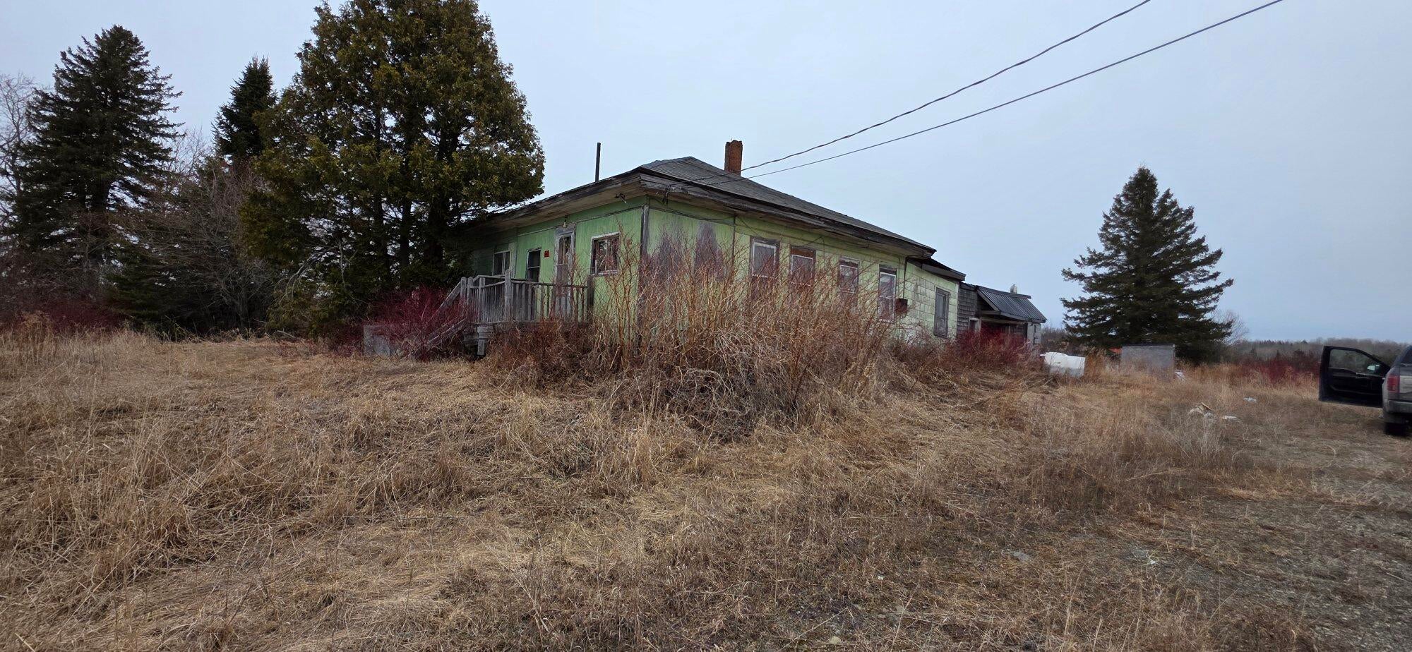 172 W Ridge Road — photo