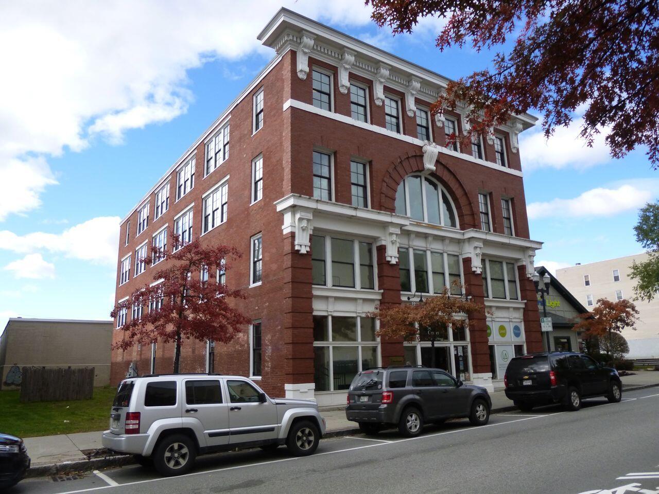 415 Lisbon Street — photo