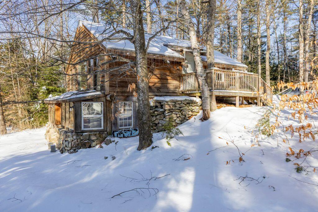 570 Knights Hill Road — photo