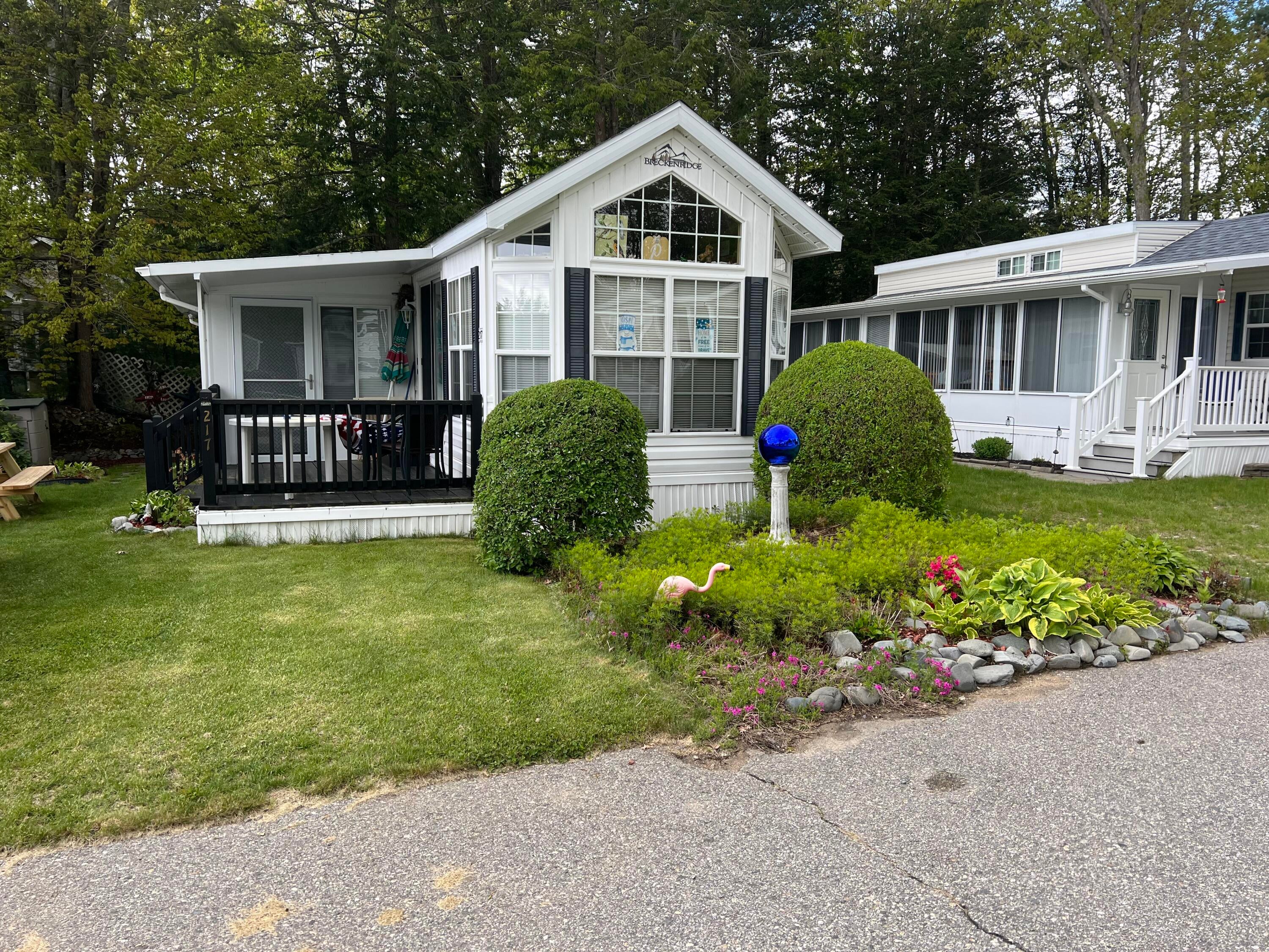 430 Post Road 217 — photo