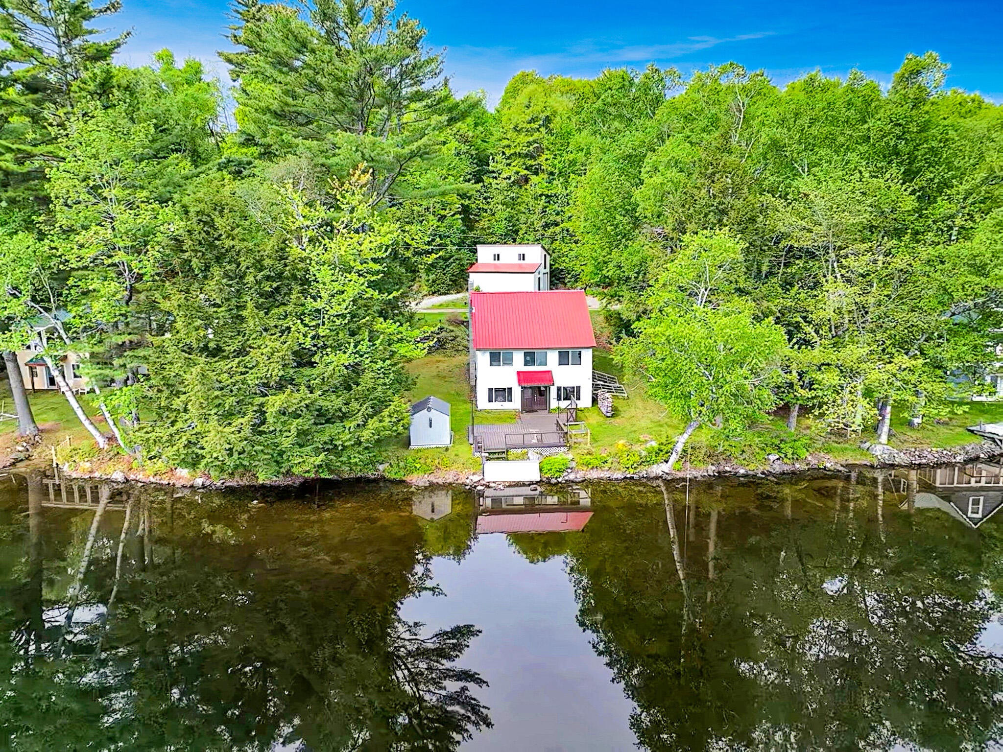 28 Waters Edge — photo