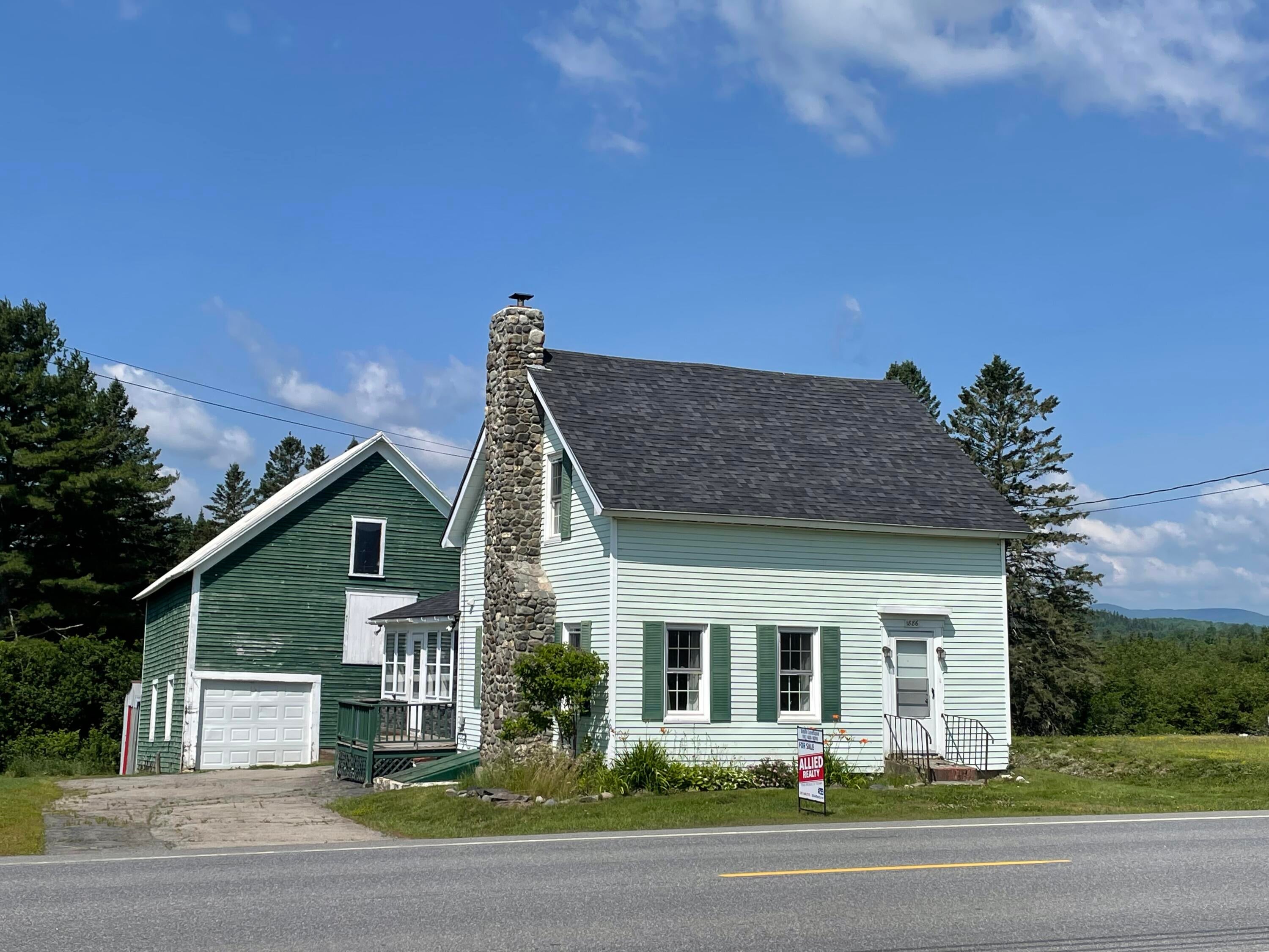 704 Main Street — photo