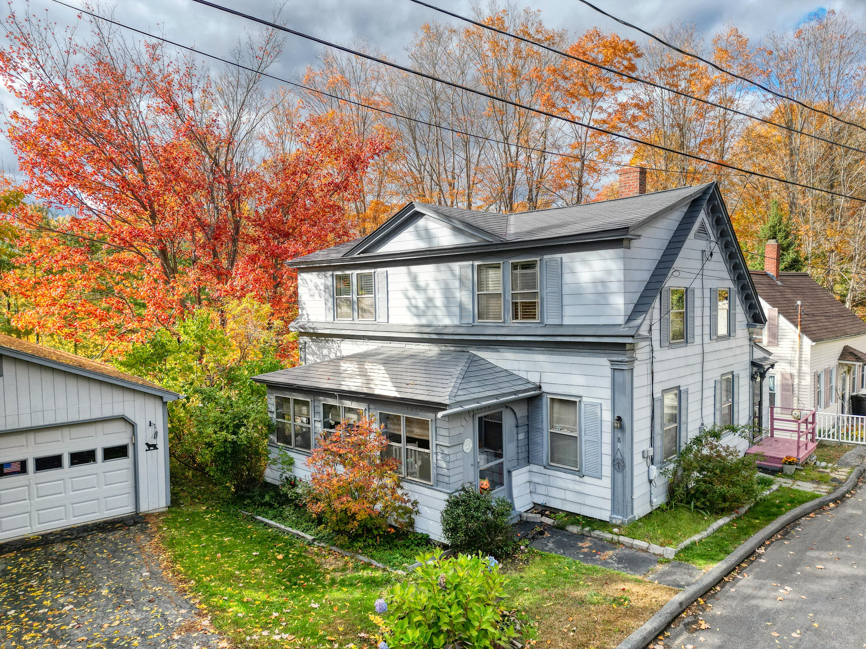 8 Maple Street — photo