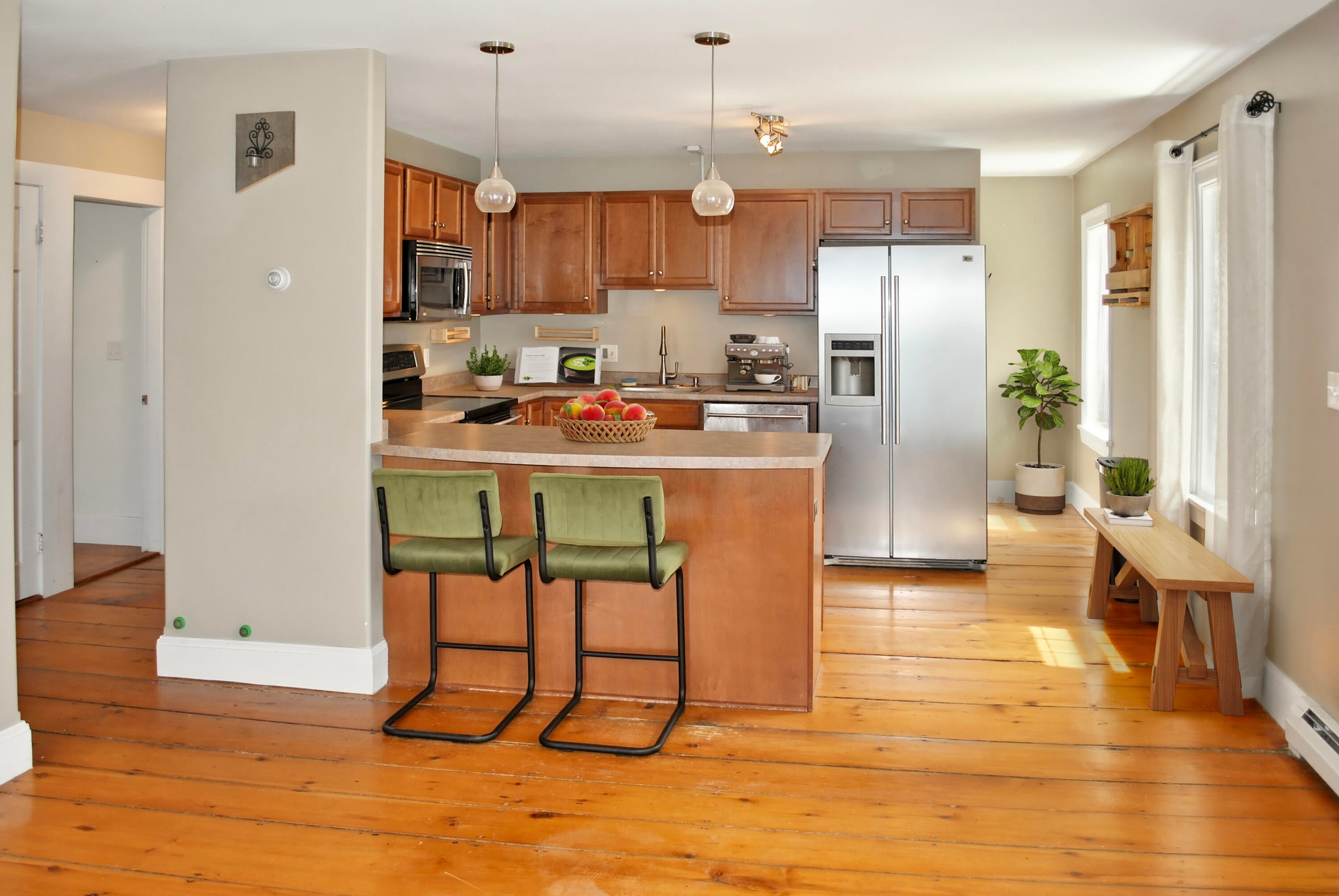20 Oak Grove Avenue 4 — photo