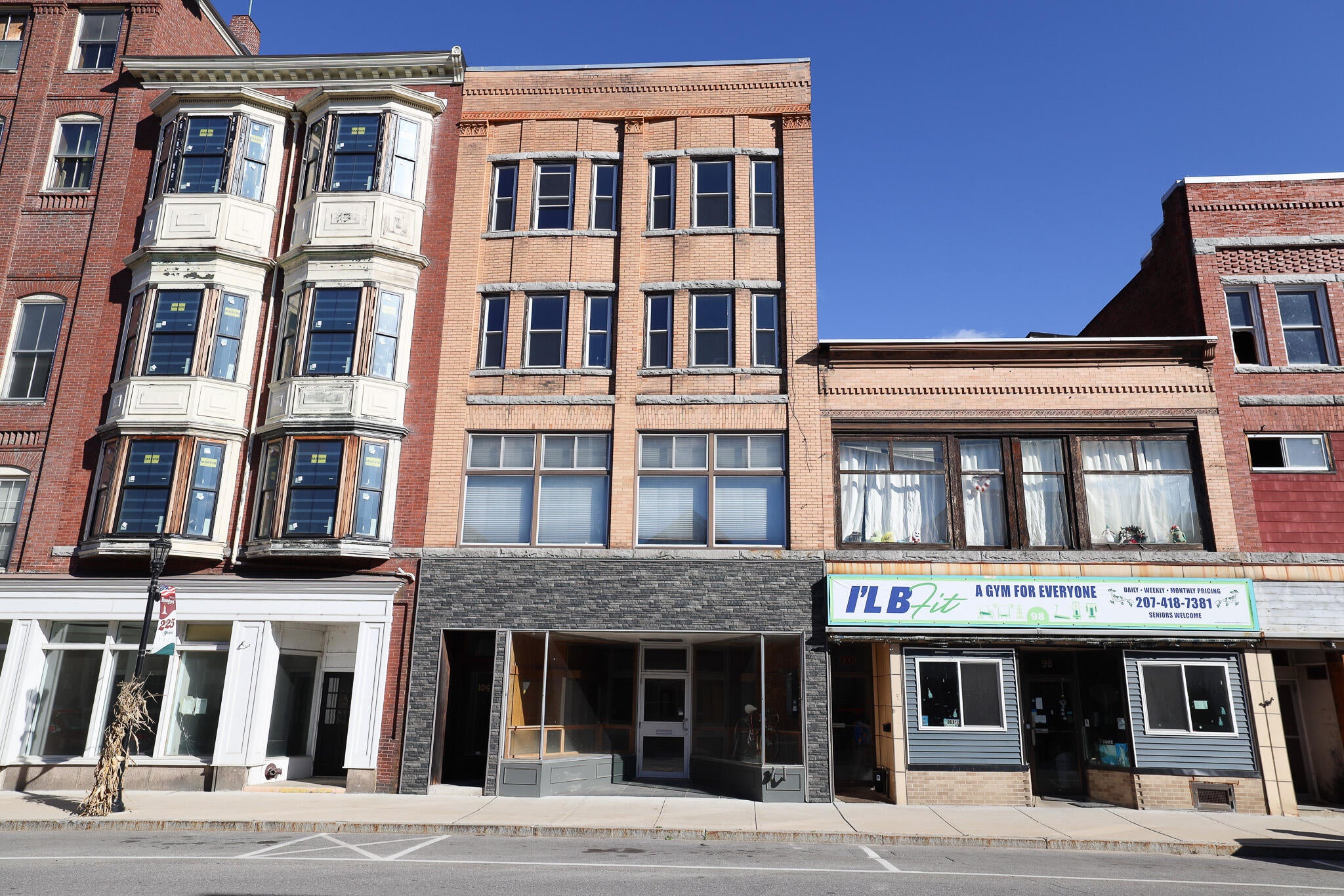 102 Congress Street — photo