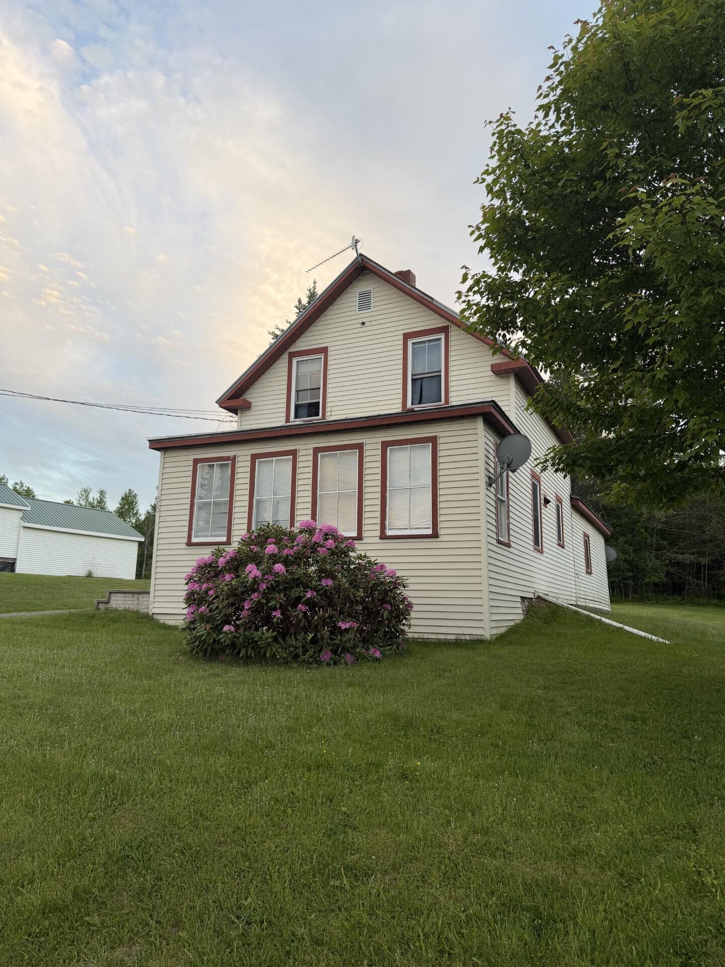 350 Main Street — photo