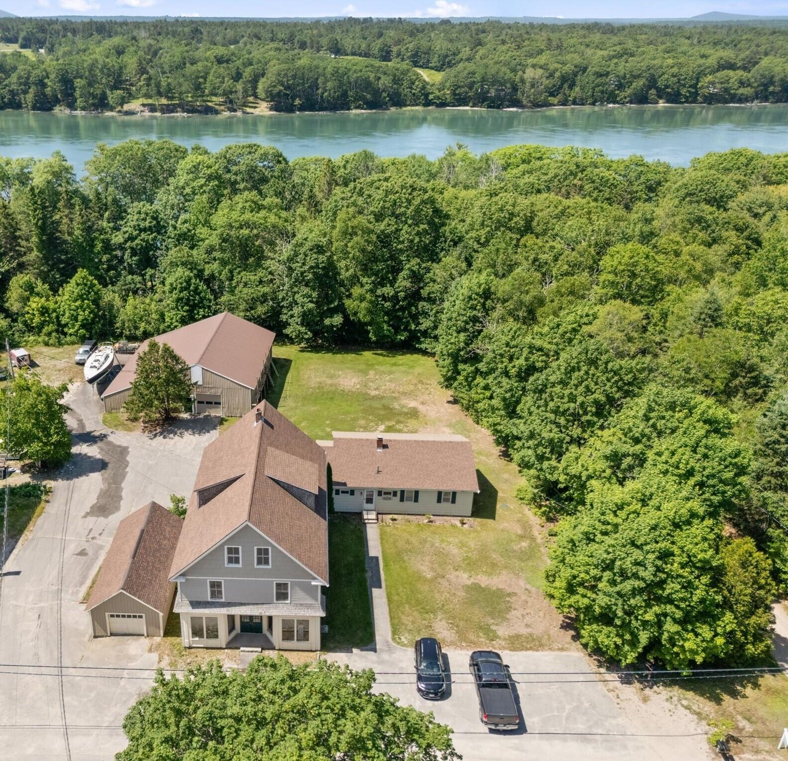 76 Taunton Drive — photo