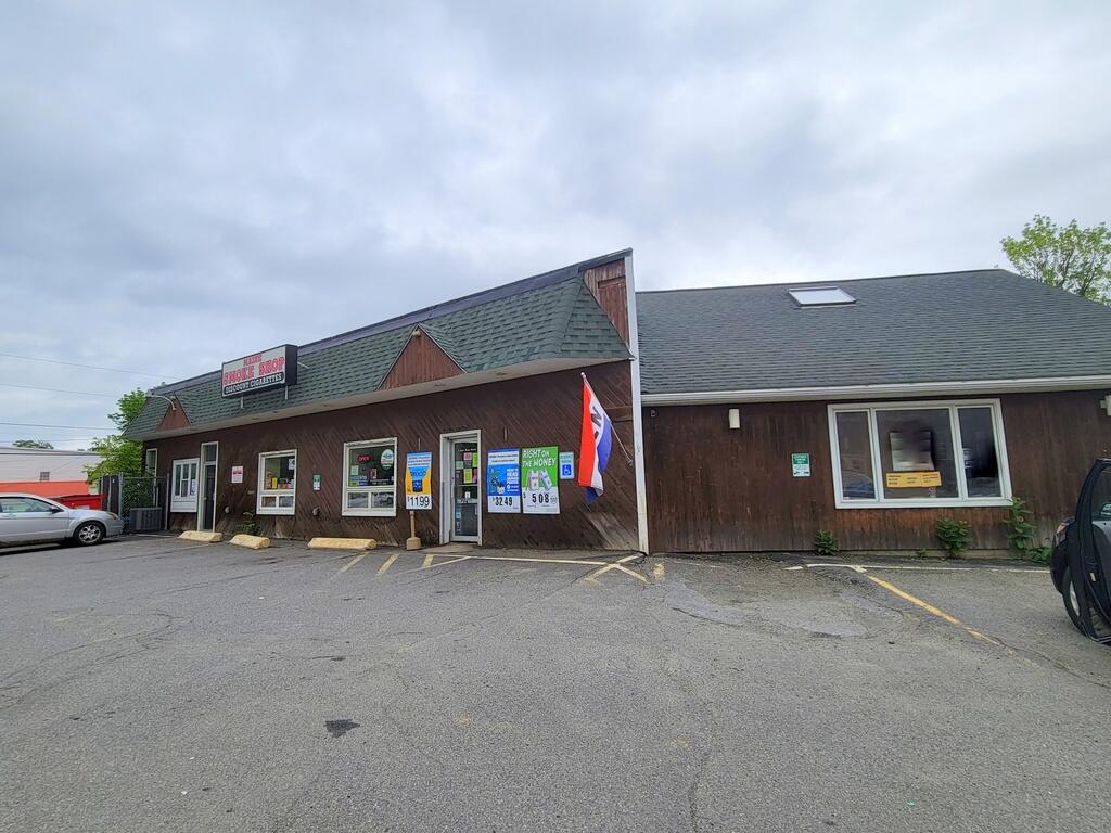 2 East Main Street — photo