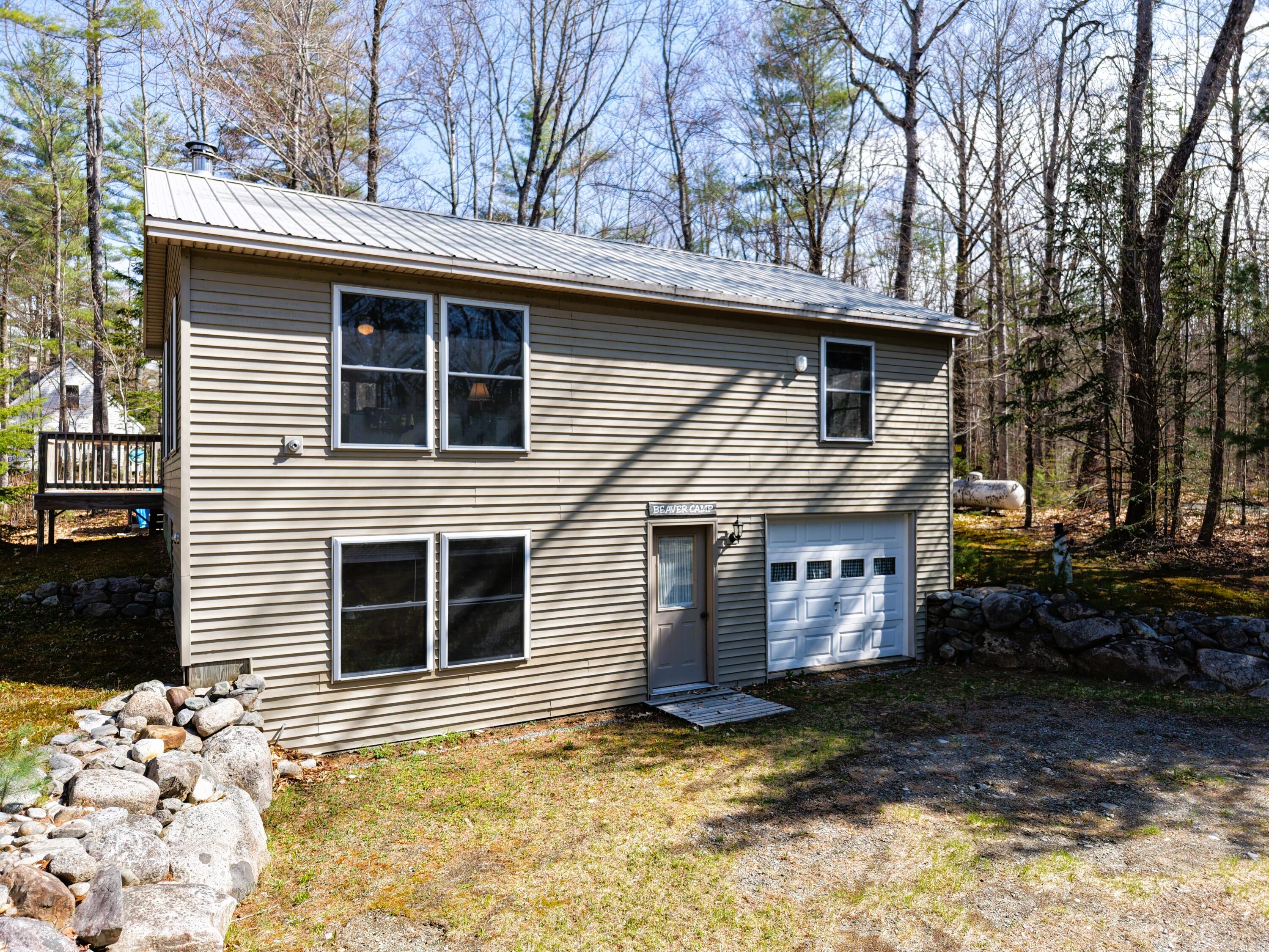 20 Blue Jay Drive — photo
