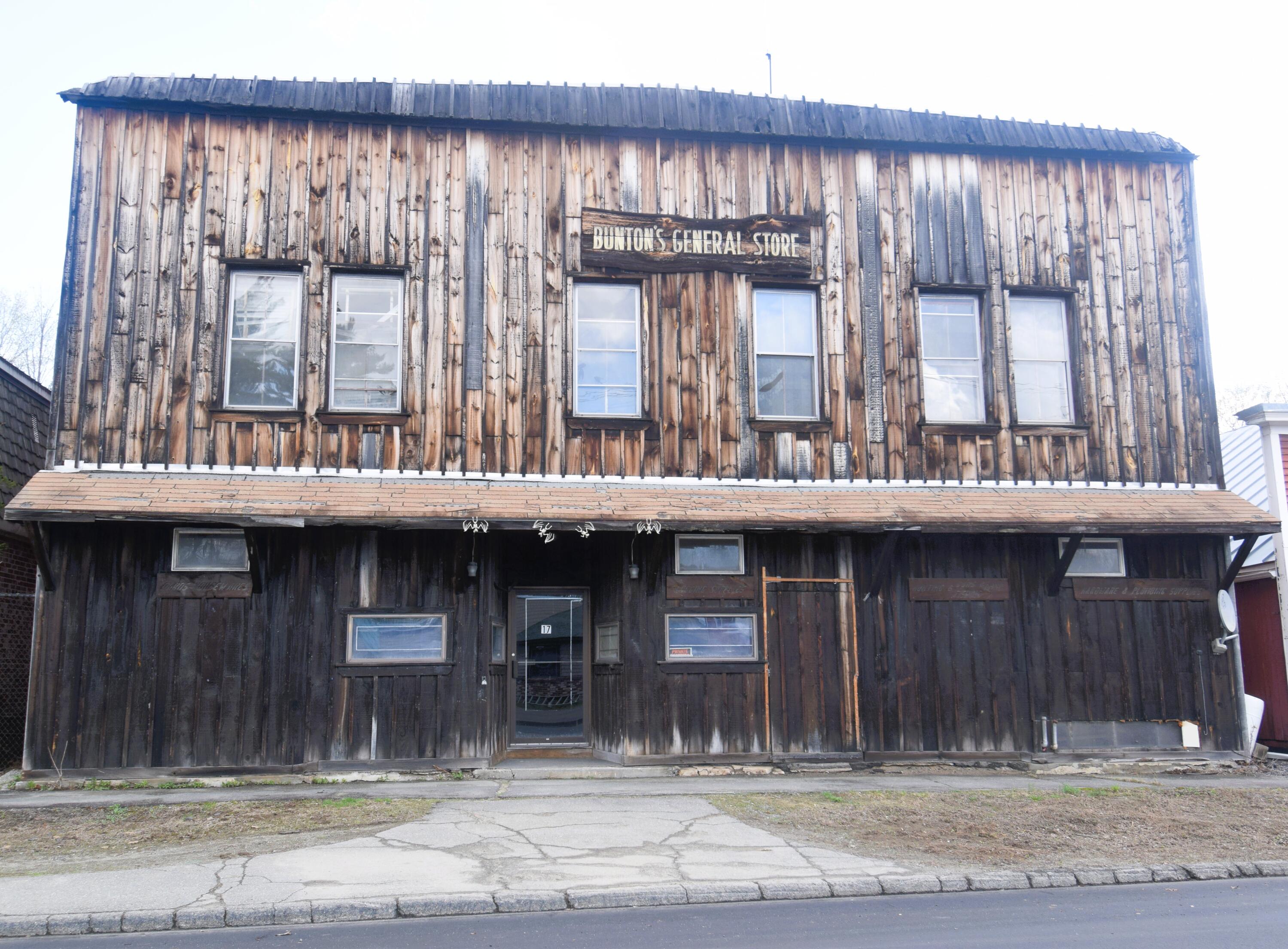 17 N Main Street — photo