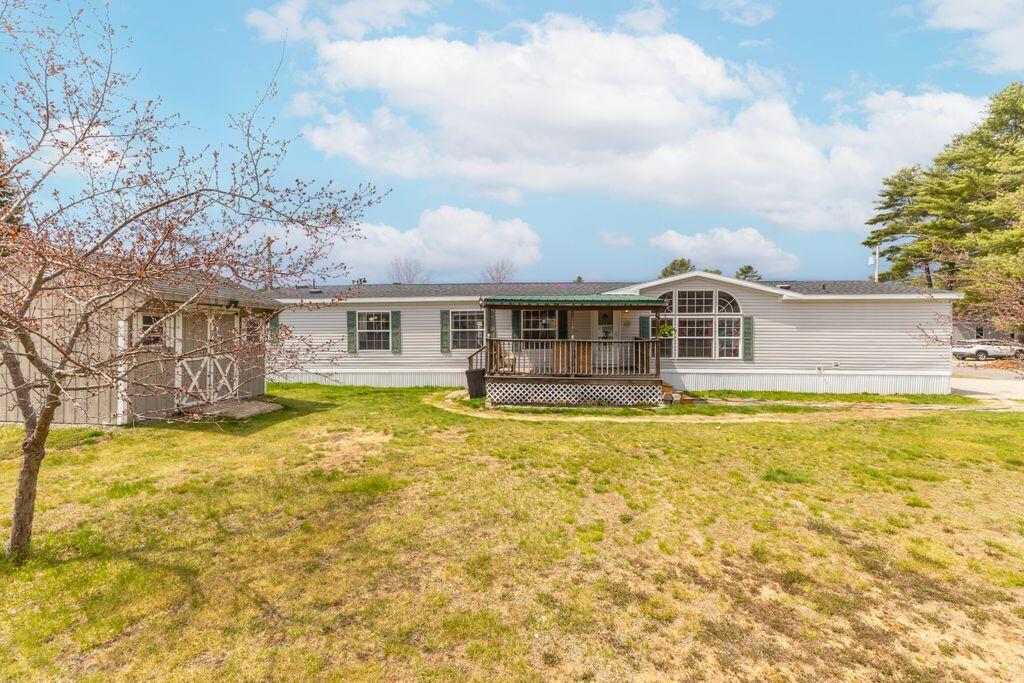61 Larry Lane — photo