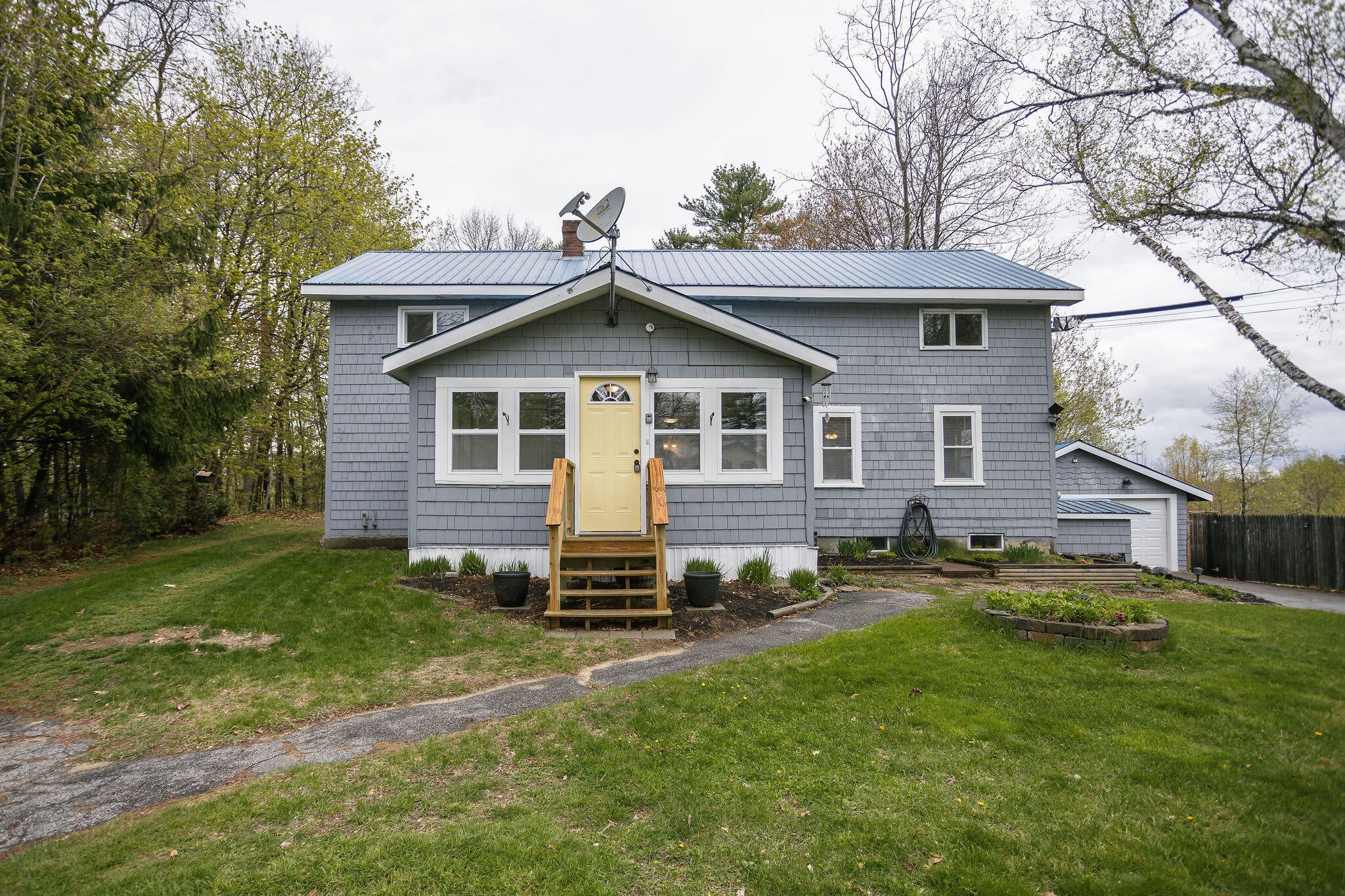 38 Birch Street — photo