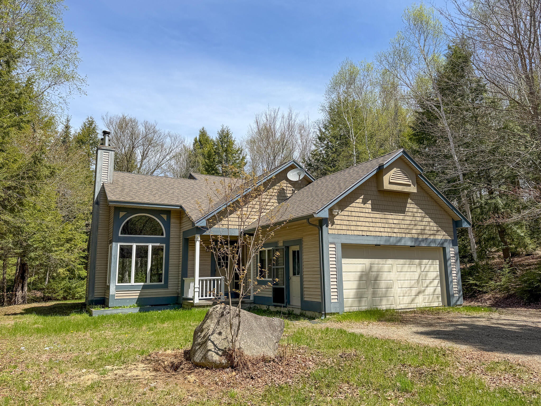 586 Webb Cove Drive — photo