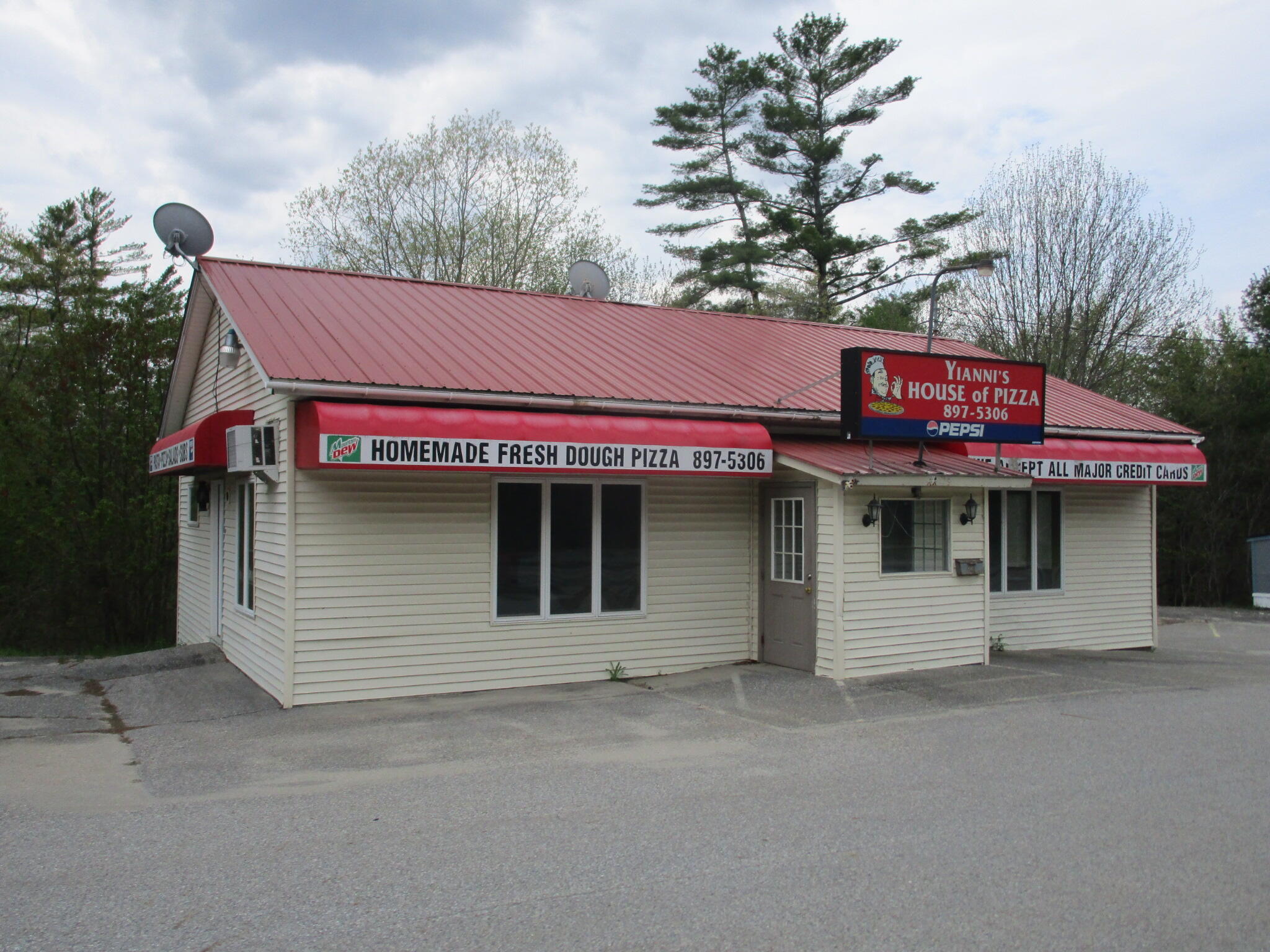 206 Main Street — photo