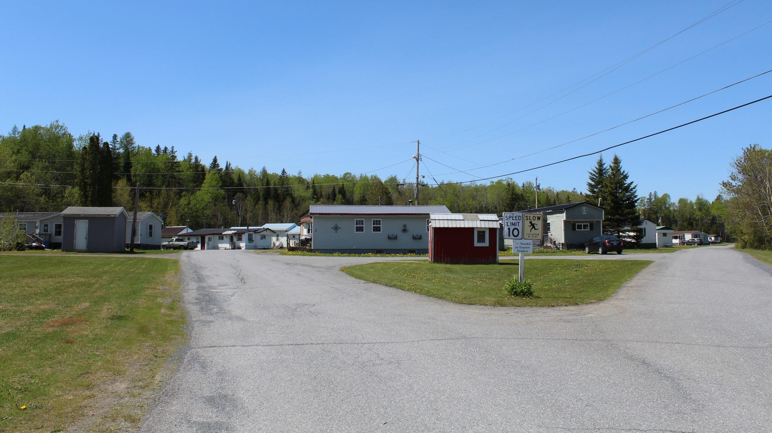 590 Access Highway — photo
