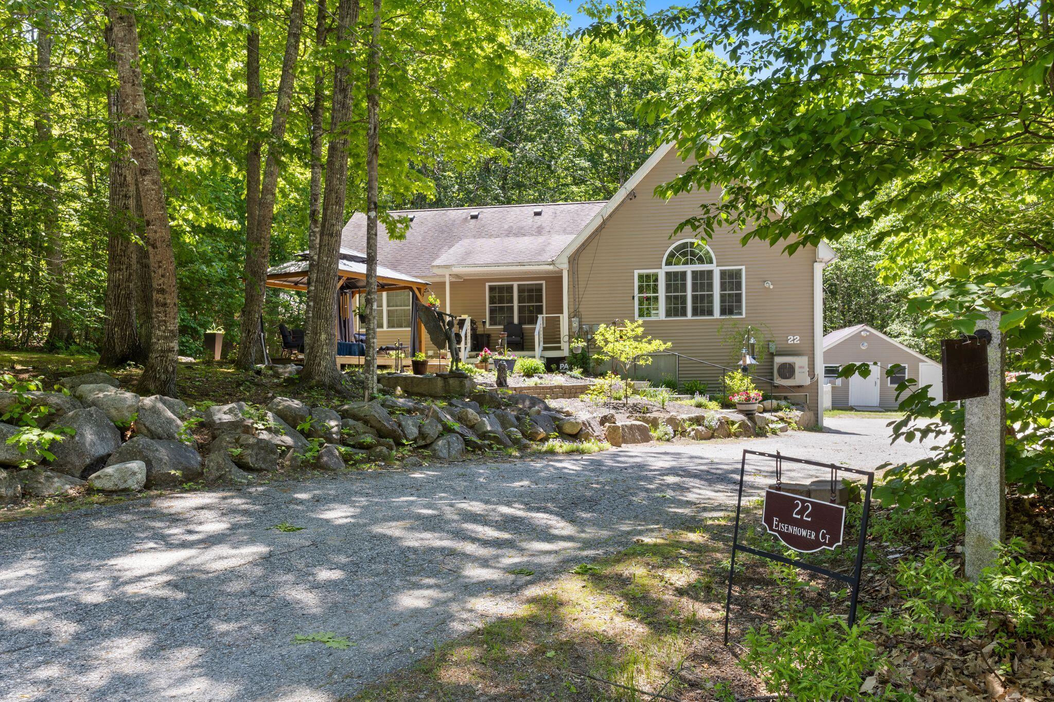 22 Eisenhower Court — photo
