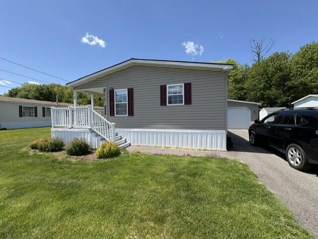 8 Windsor Drive — photo