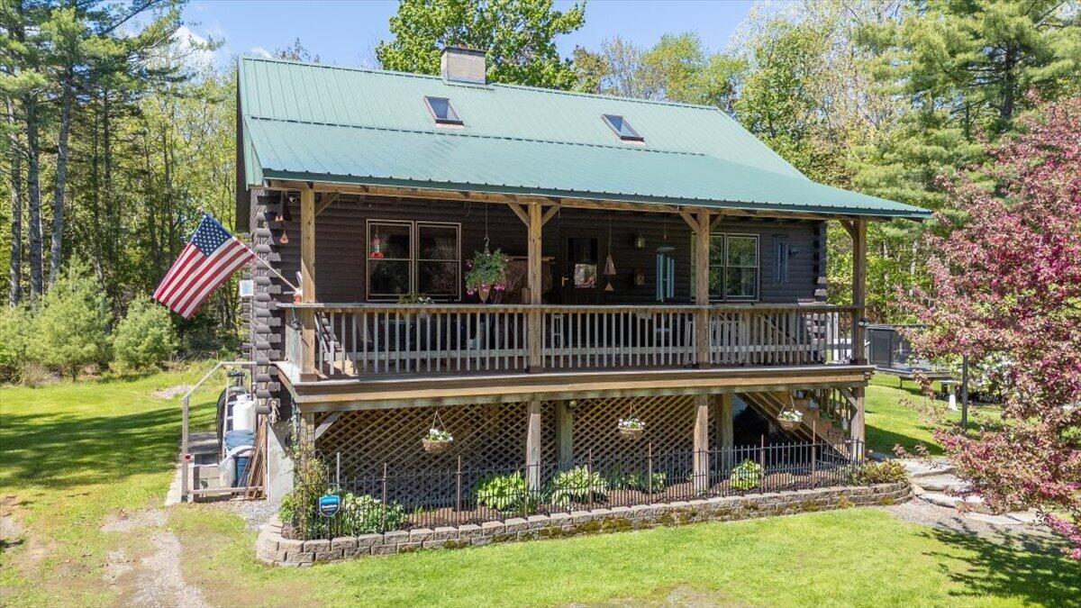 1145 Moosewood Lane — photo