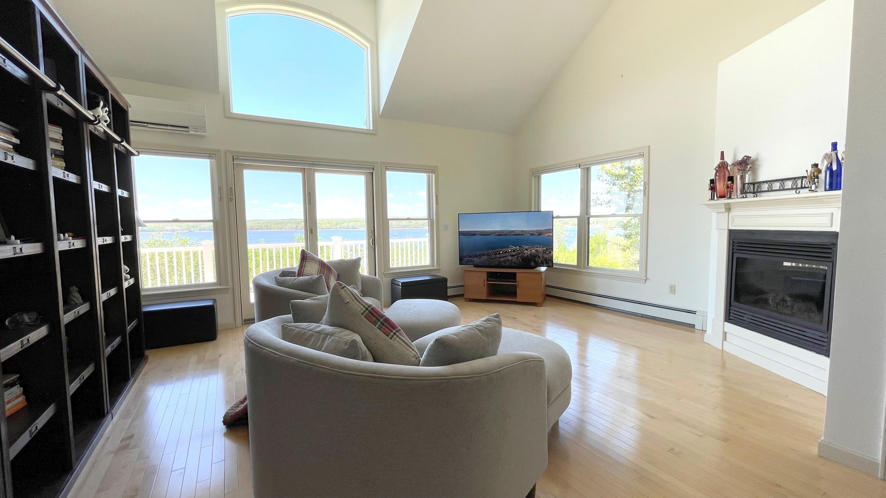 44 Harbor View Drive 44 — photo