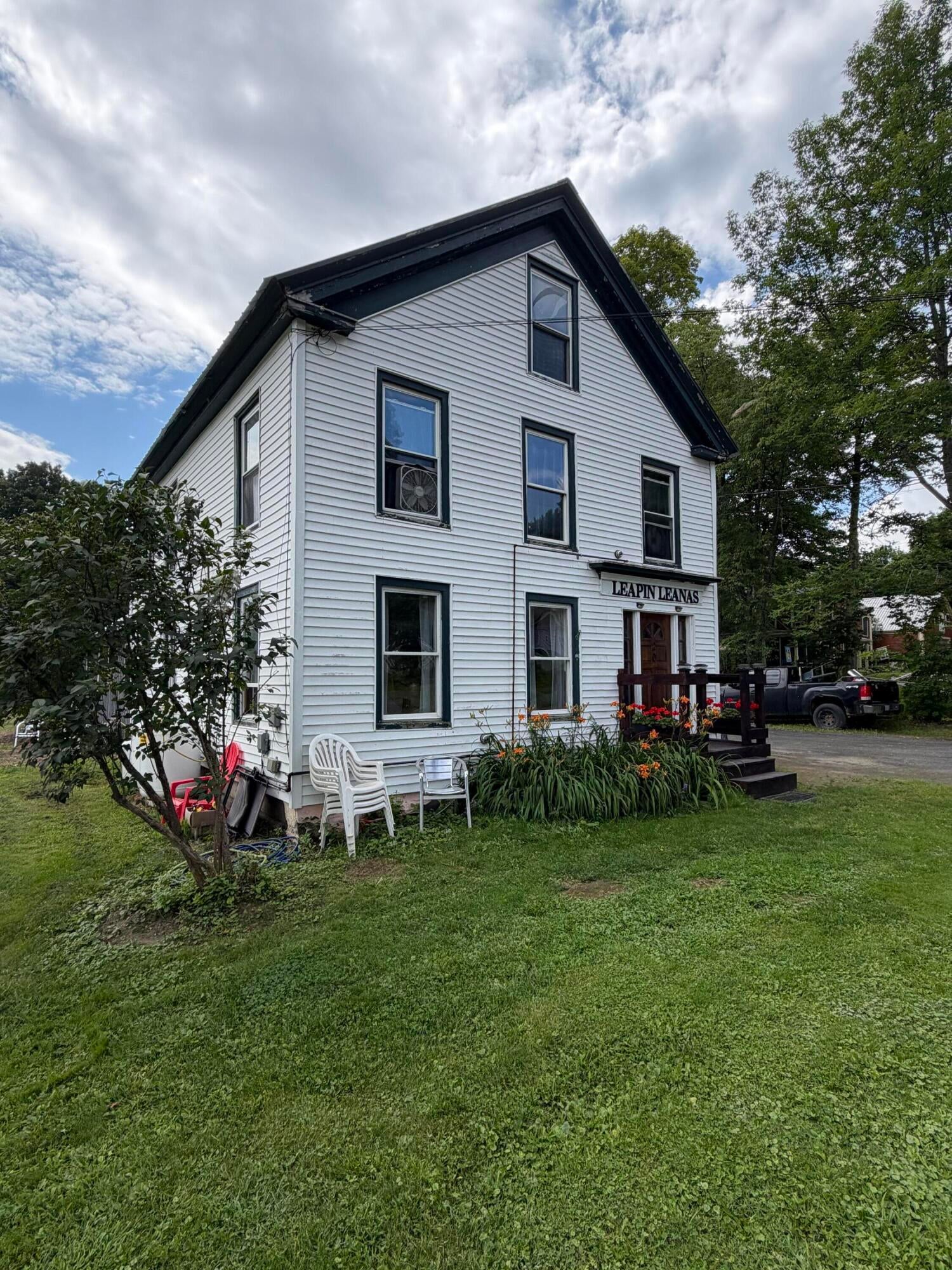20 Pleasant Street — photo