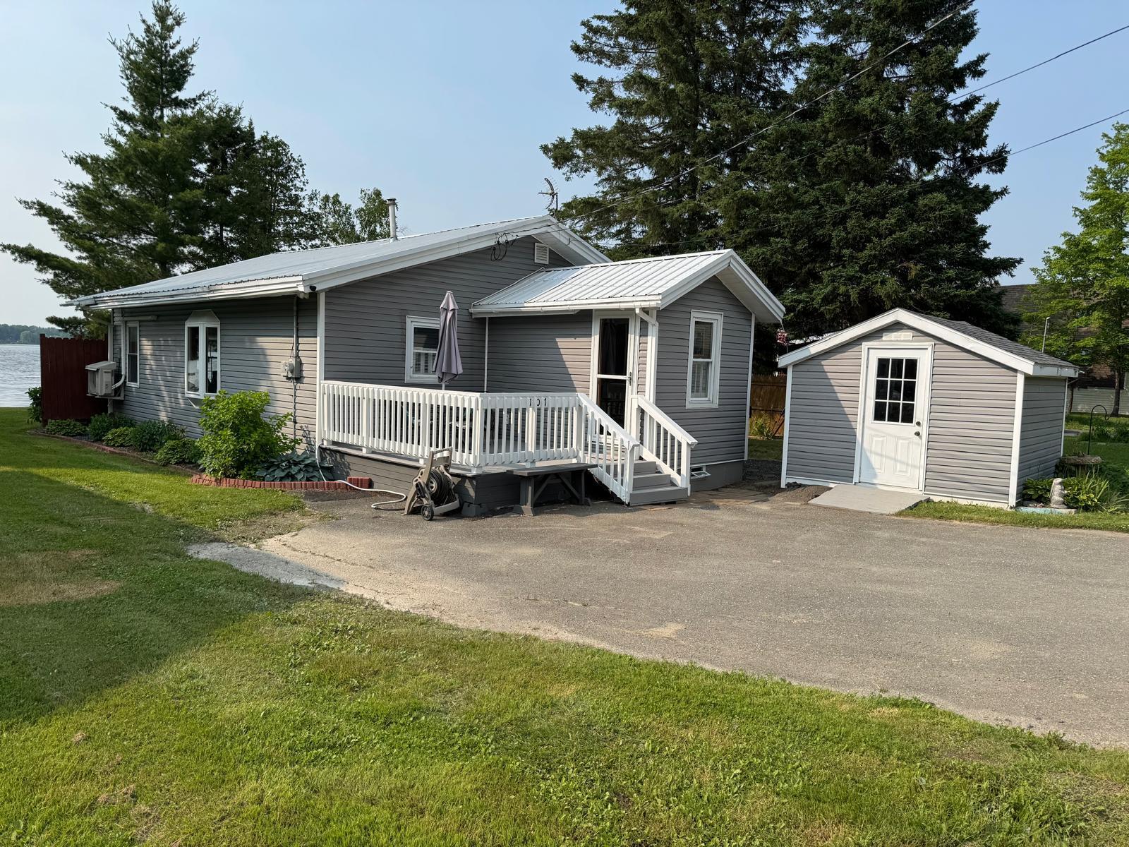 107 Echo Lake Road — photo