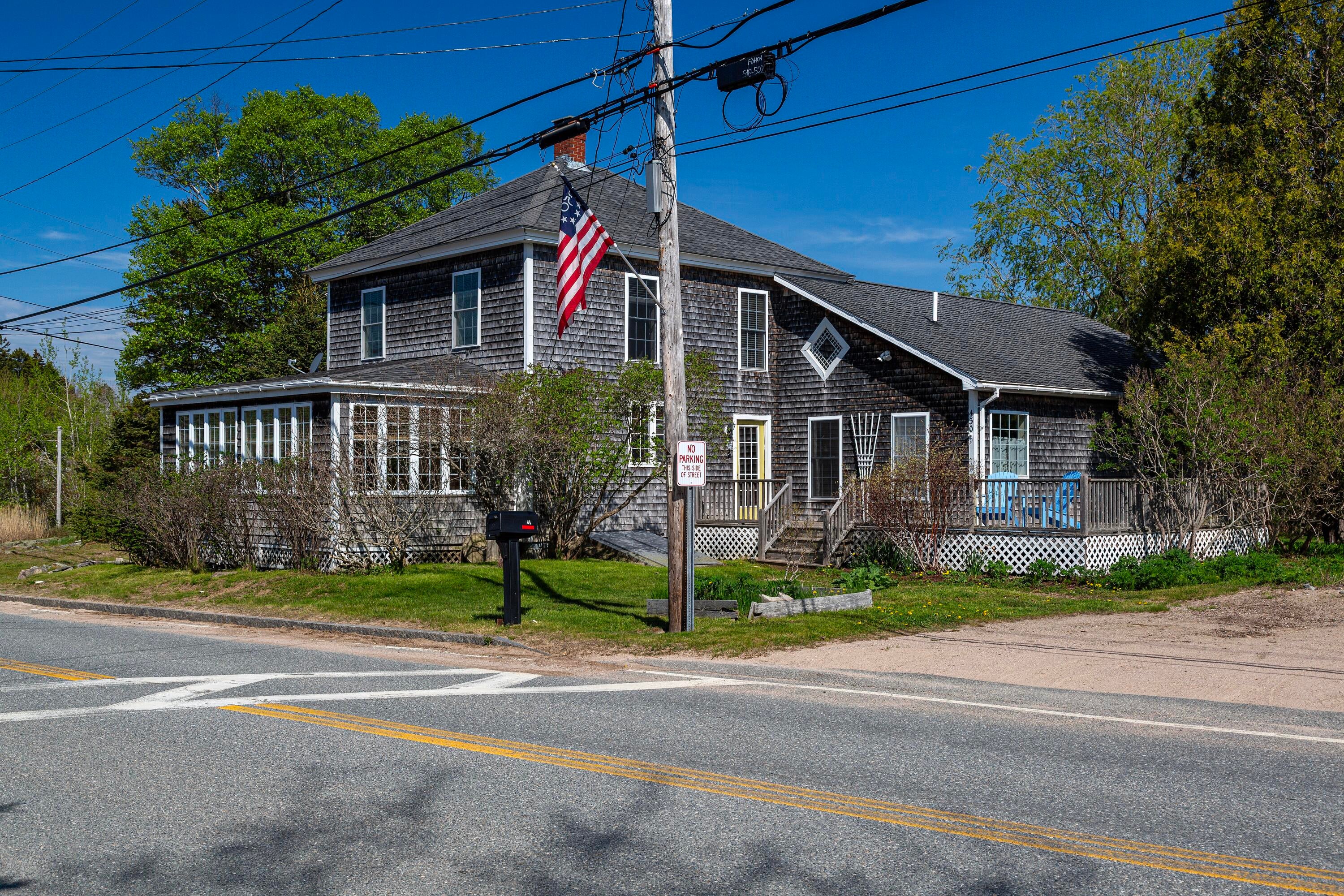 430 Main Street — photo
