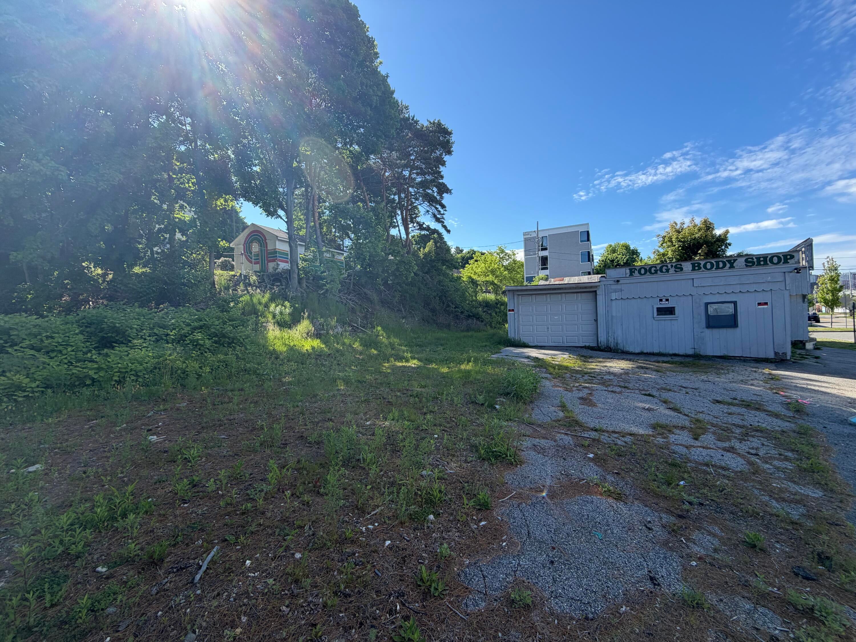189 Anderson Street — photo