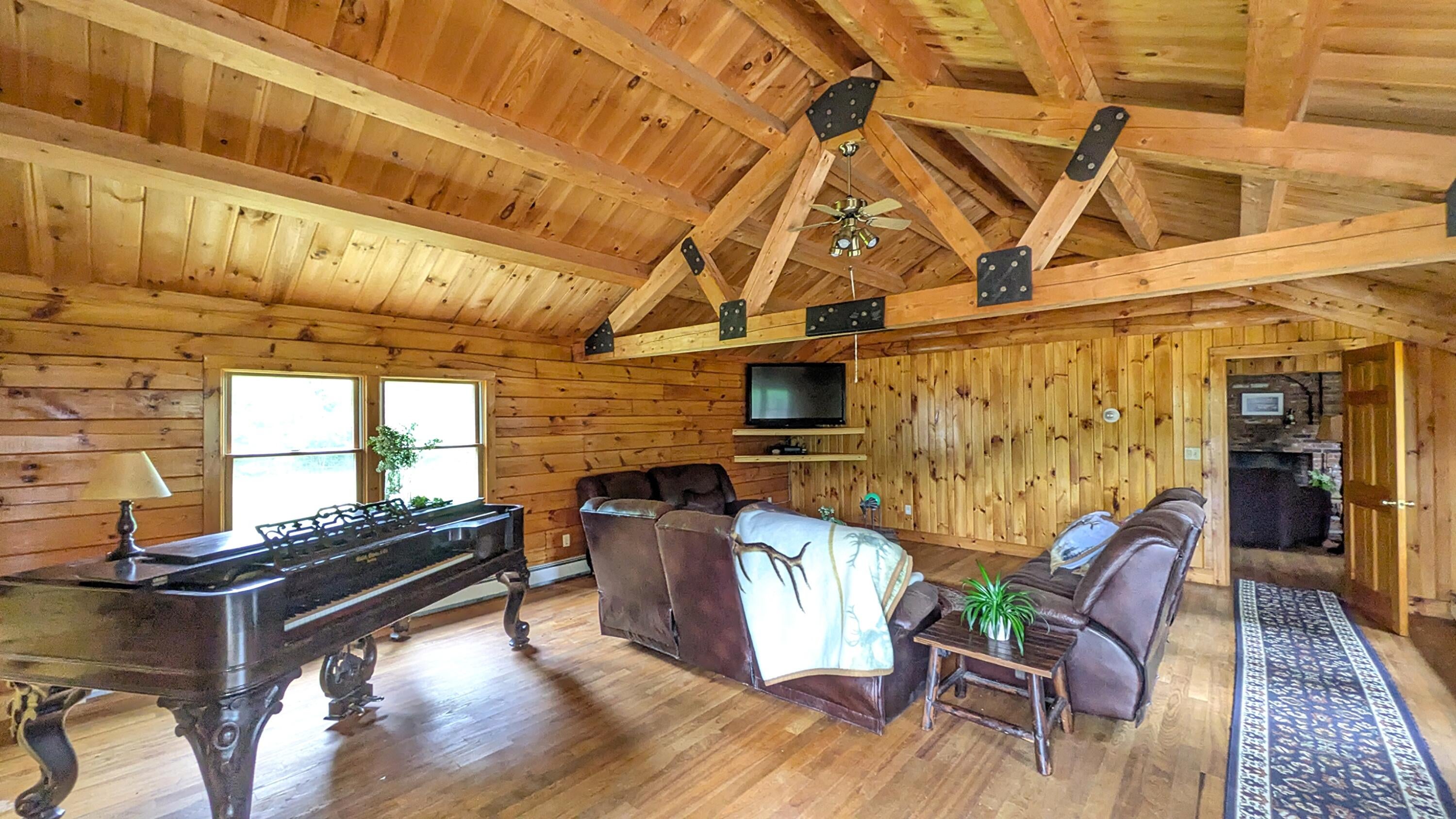 41 Hunter Drive — photo