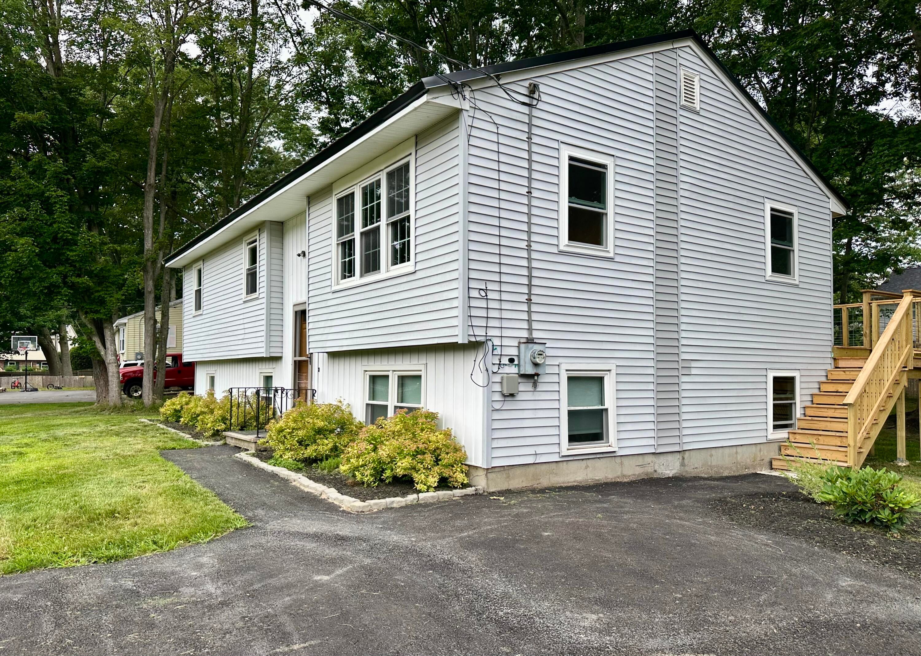 211 Alfred Street — photo