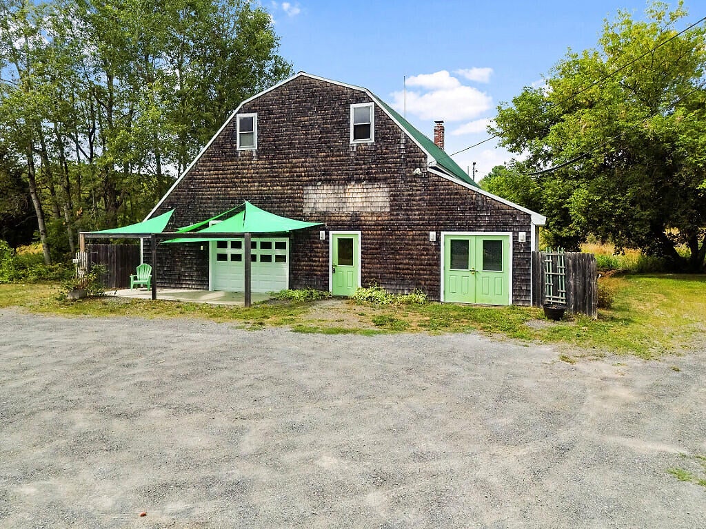 152 Fairfield Street — photo