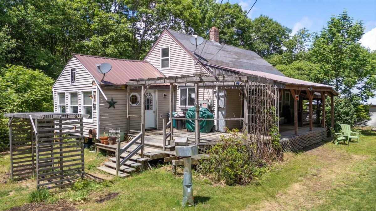 302 Mountain Road — photo