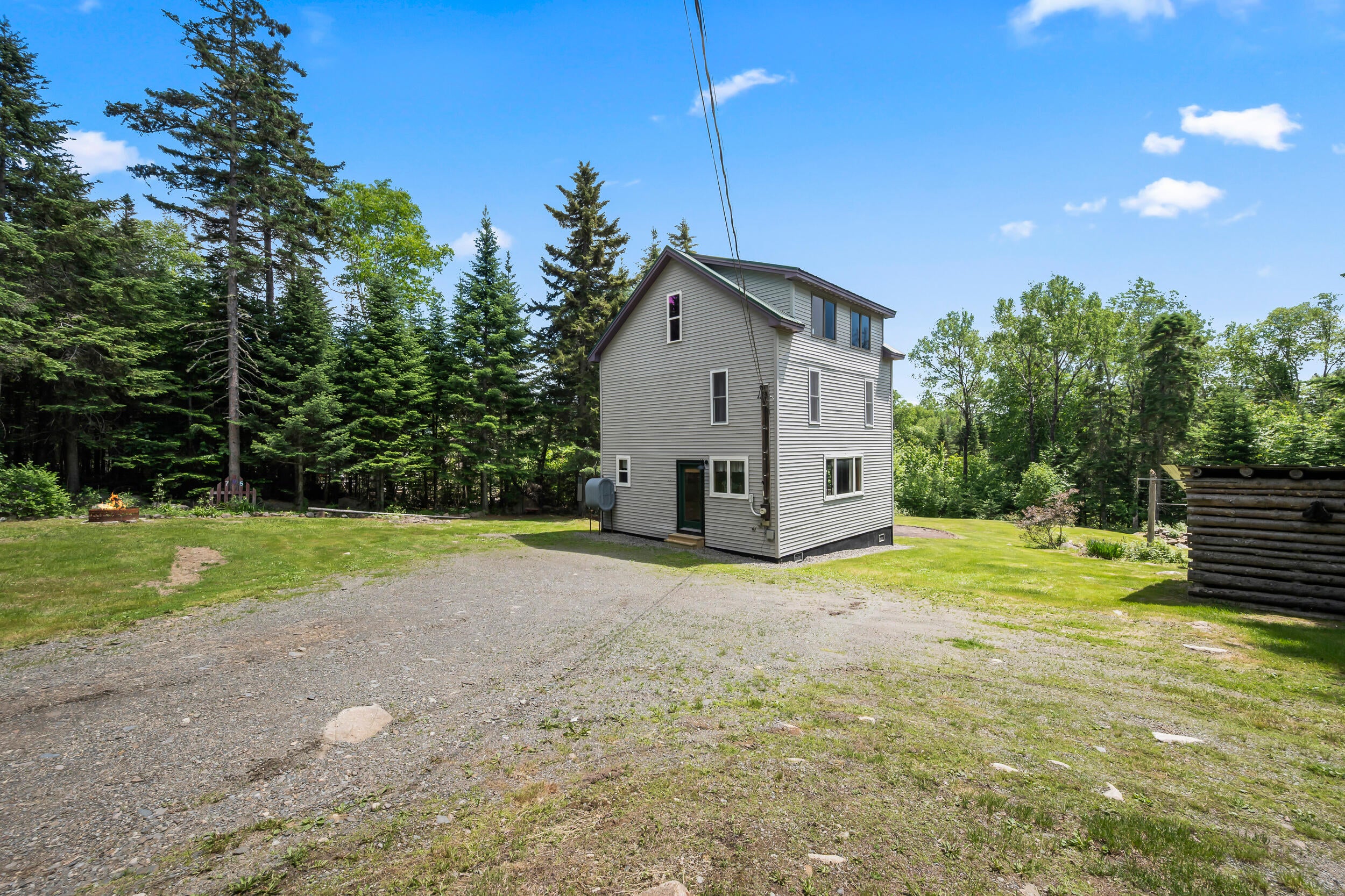 795 Dallas Hill Road — photo
