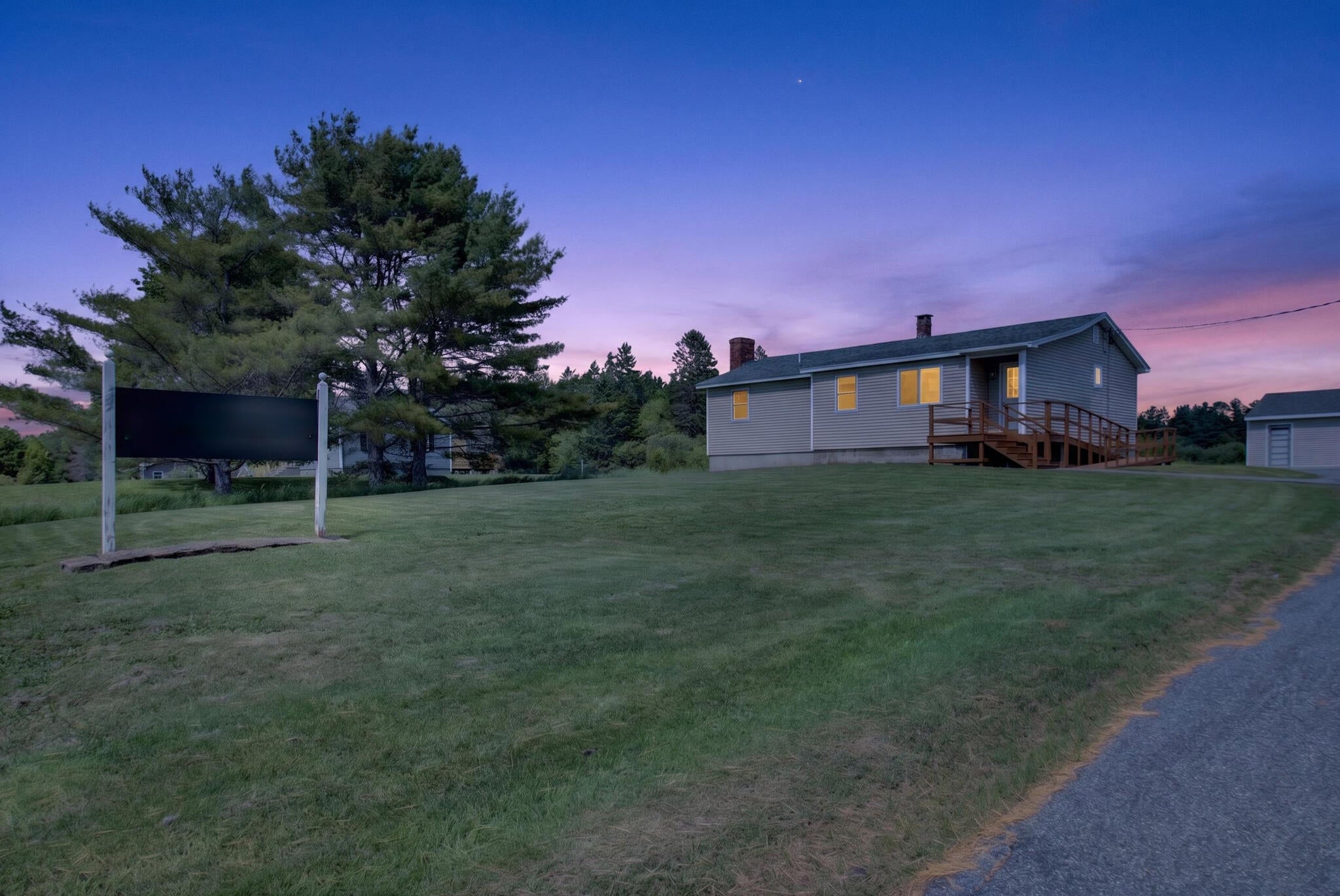 25 Hadley Lake Road — photo