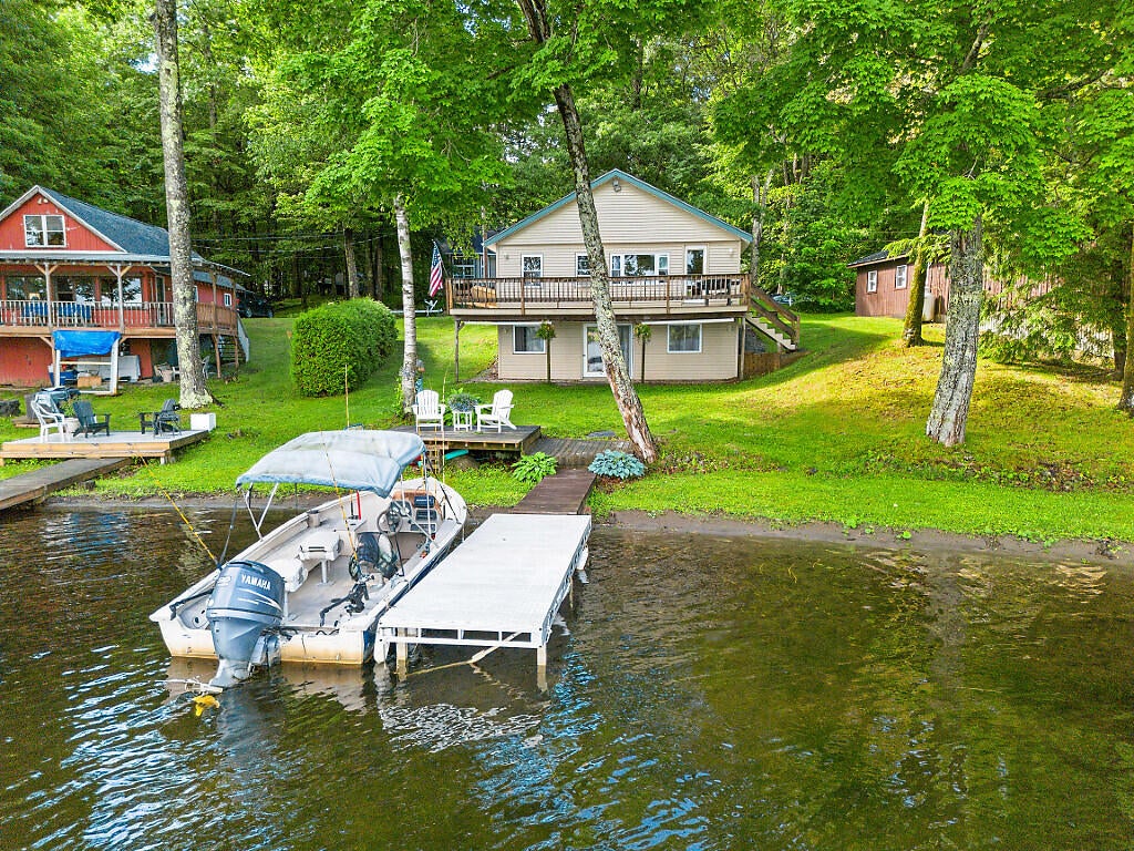 72 Cedar Village Place — photo