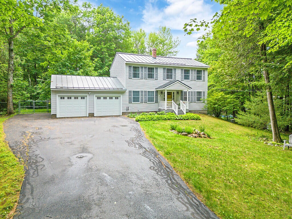 40 Pheasant Run Road — photo