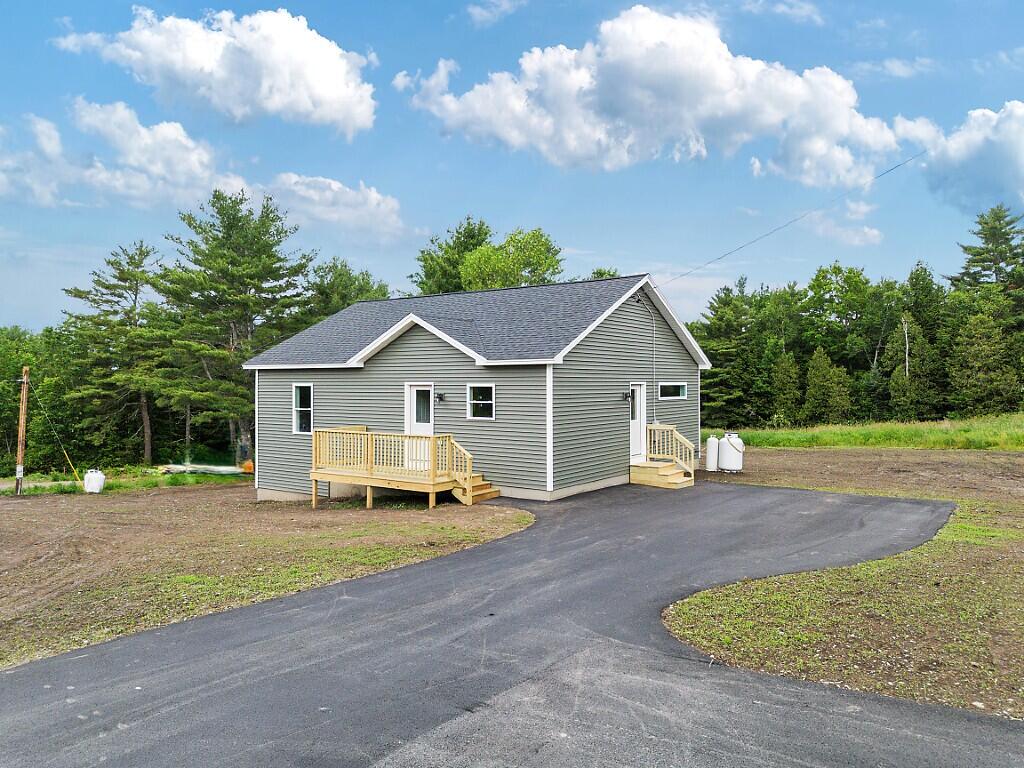 51 Winslow Road — photo