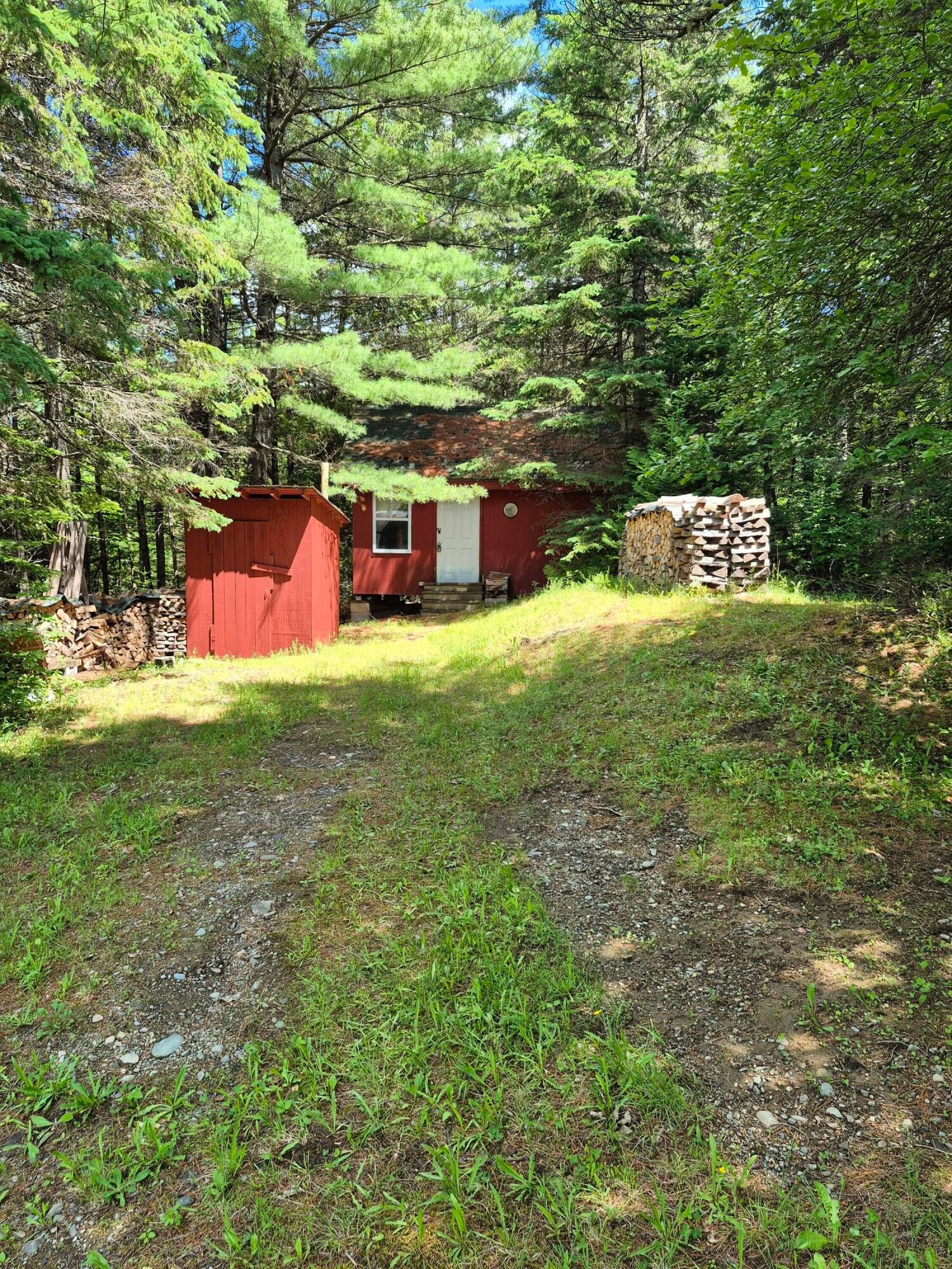 1537 Silver Ridge Road — photo