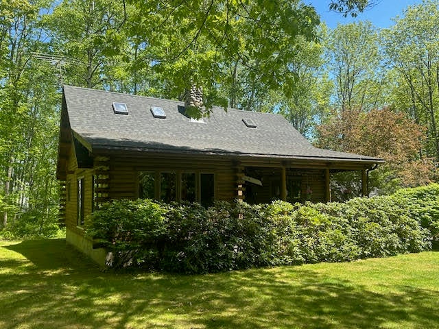 11 Clark Lane — photo