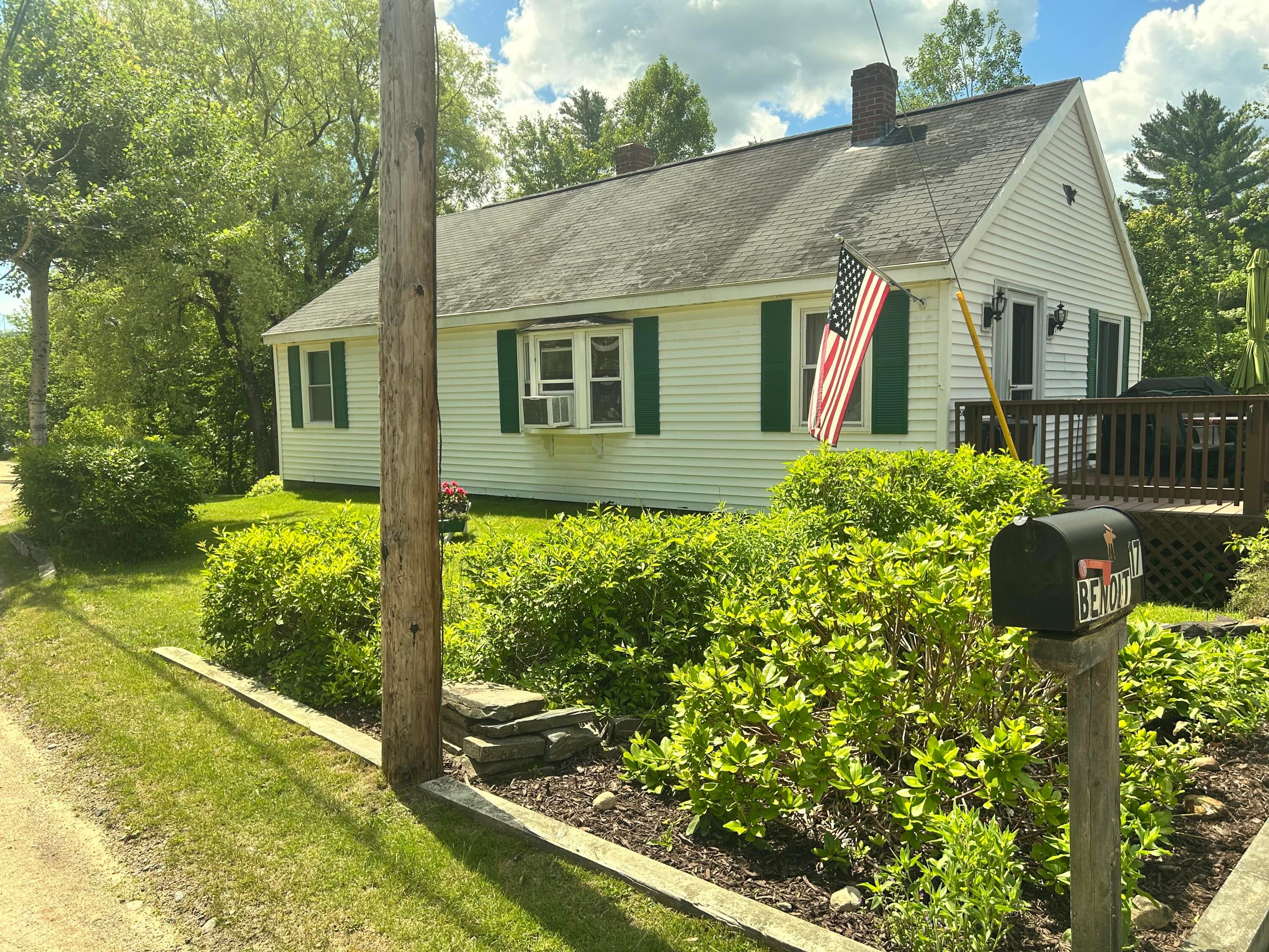 17 Goodwin Road — photo
