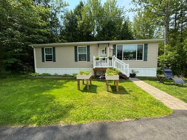 87 Pineland Drive — photo