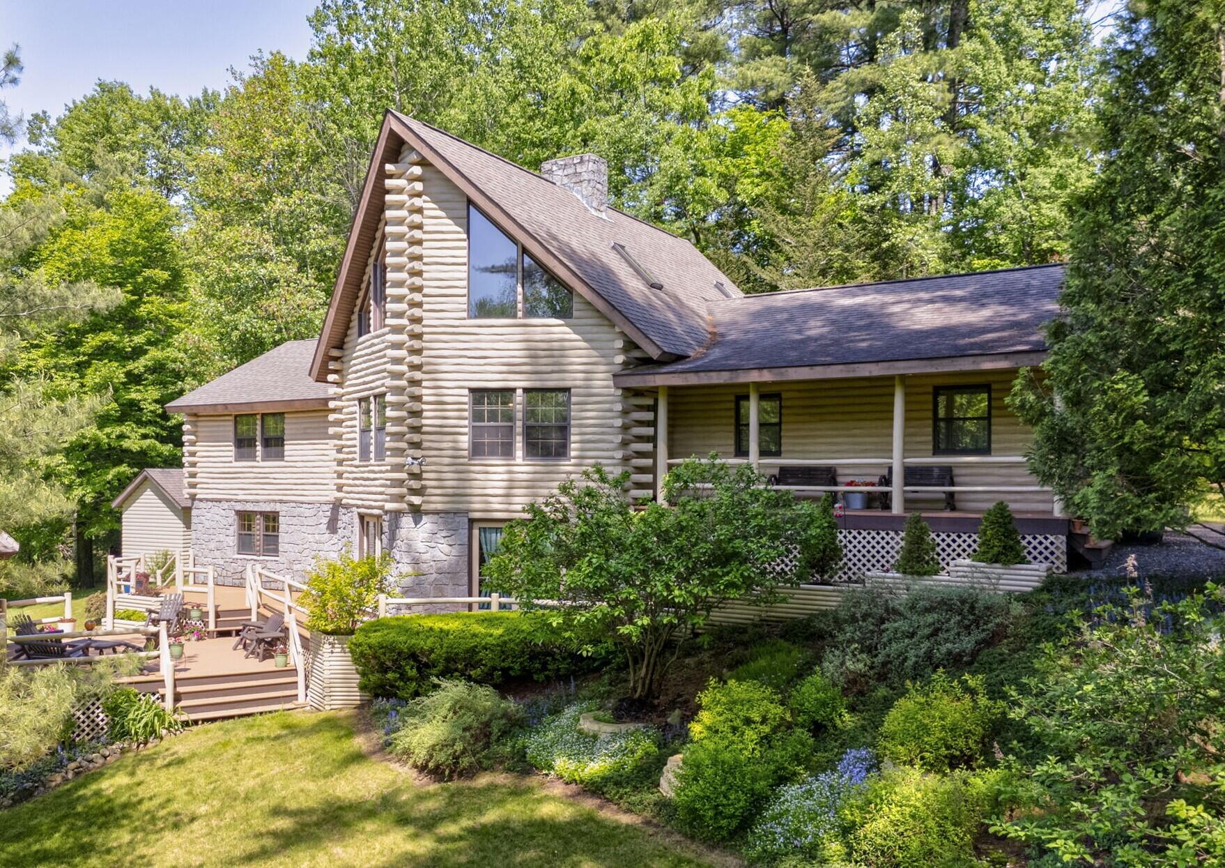 410 Dennis Hill Road — photo