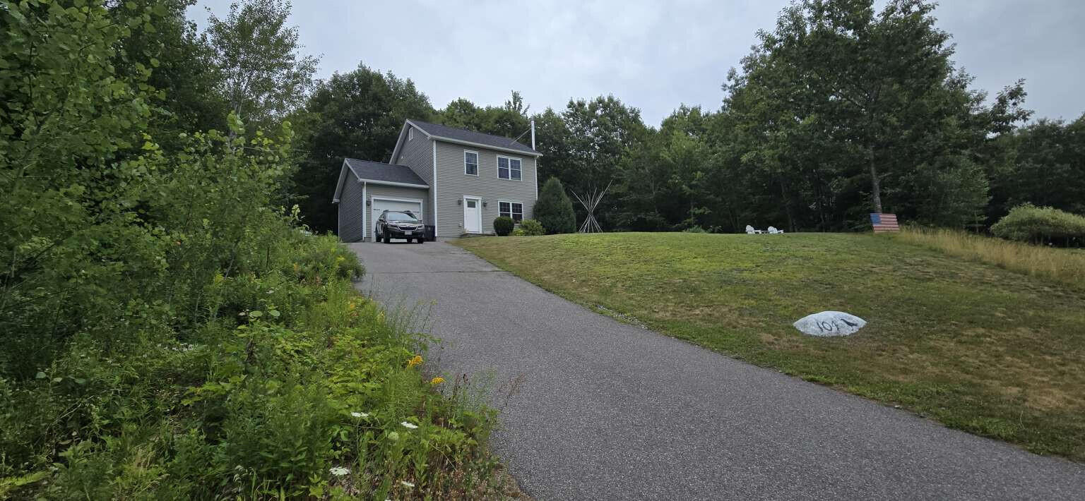 104 Harvest Hill Road — photo