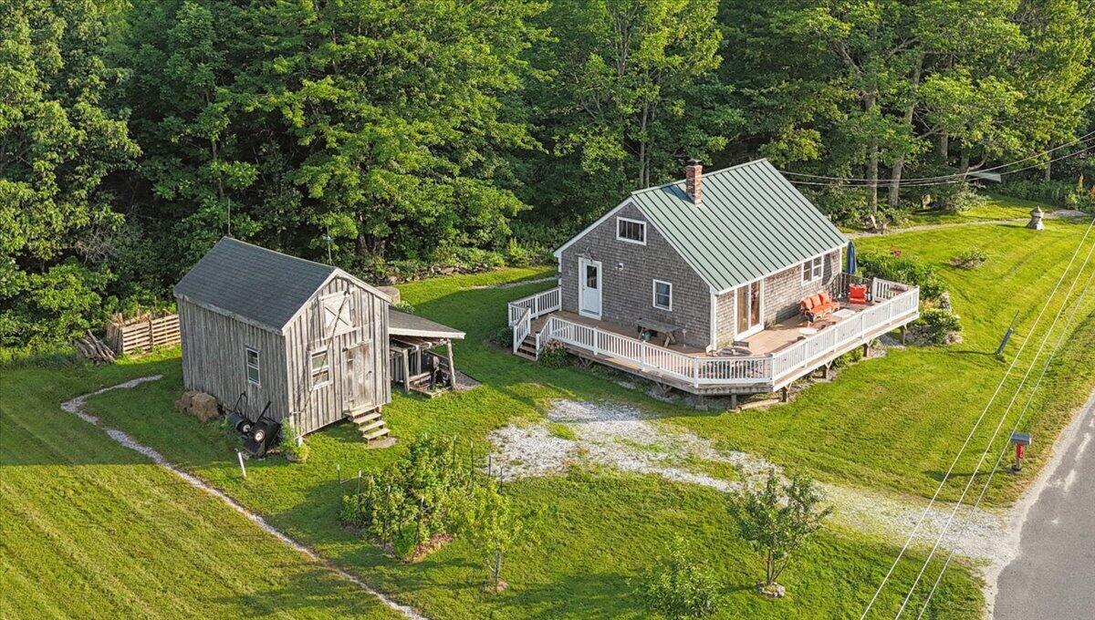 370 Carroll Road — photo
